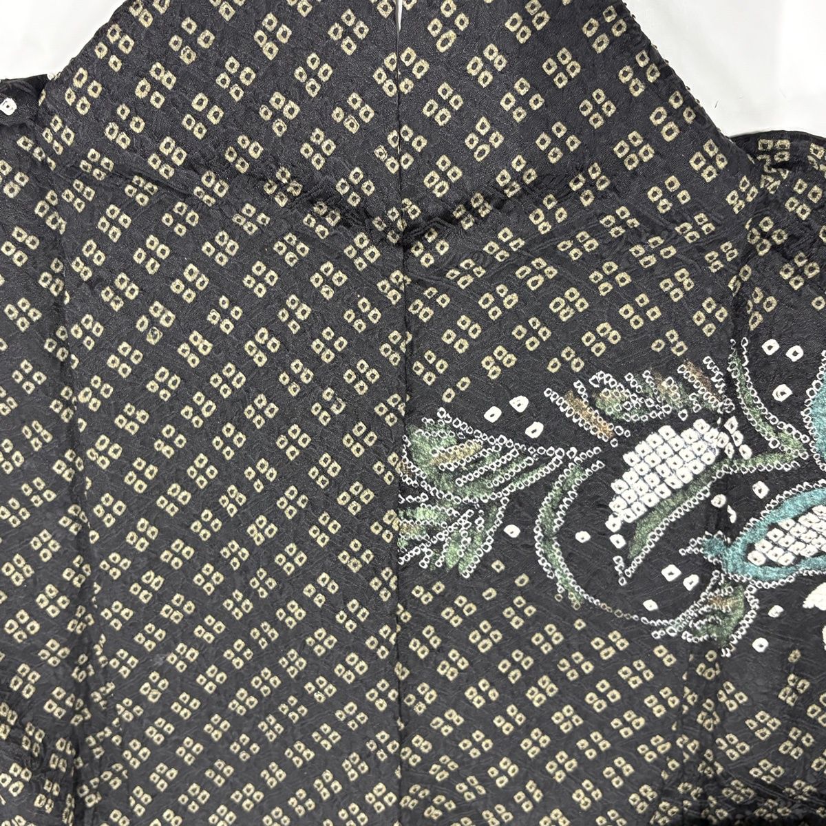 美品】 訪問着 身丈158cm 裄丈64cm M 袷 草花 幾何学 絞り 金彩 黒