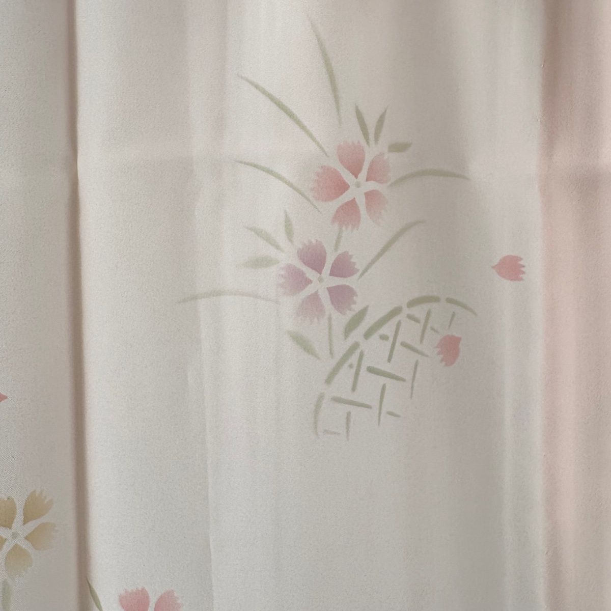  長襦袢 身丈127 5 cm 裄丈64 M 撫子 花びら 薄ピンク 正絹 秀品 長襦袢 長襦袢 半襦袢