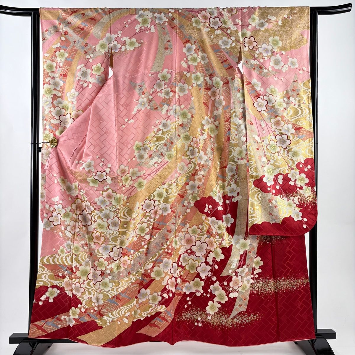振袖 身丈159.5 cm 裄丈64.5 M 袷 枝梅 流水 金糸 金彩 ピンク 正絹 秀品