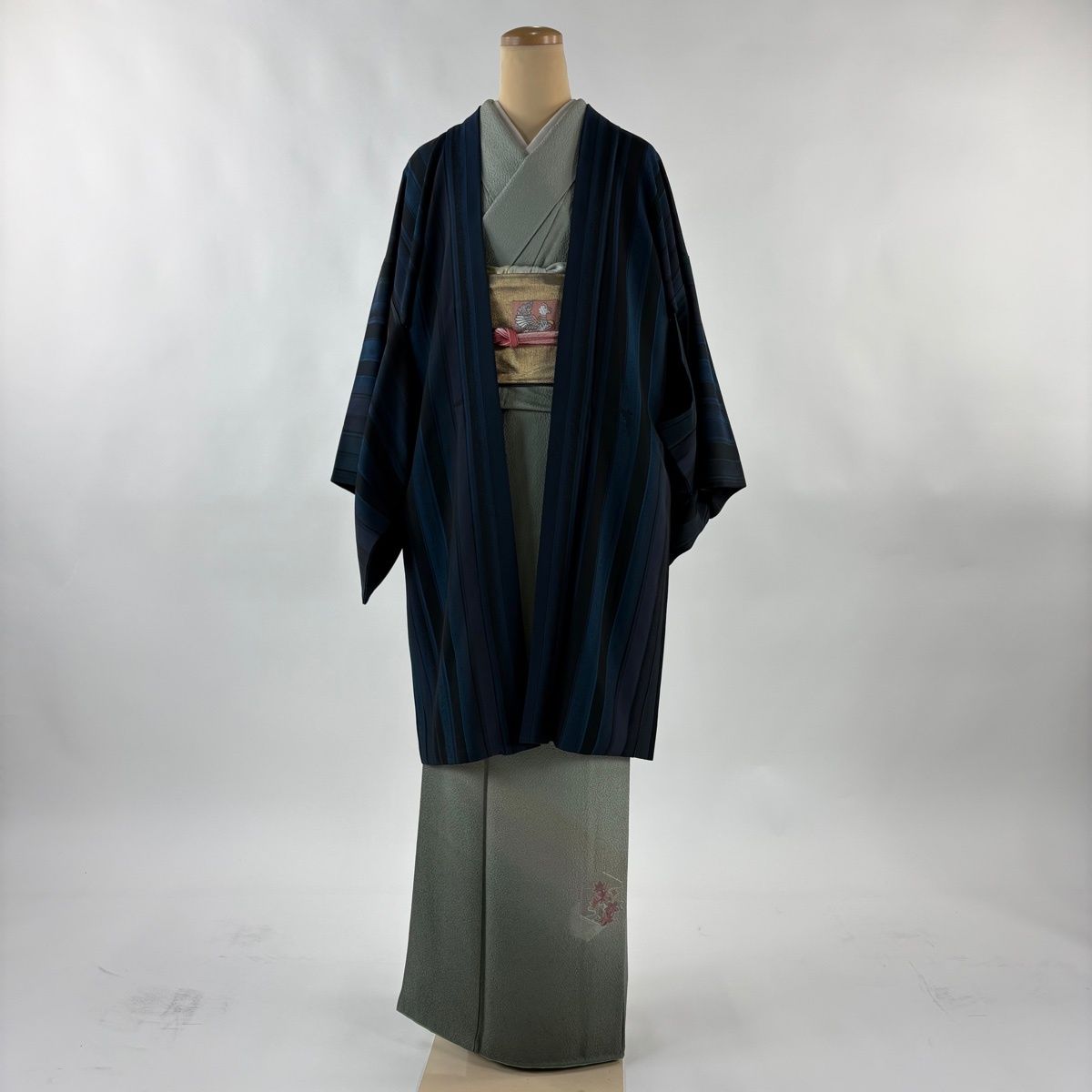 羽織 身丈98 cm 裄丈67.5 L 縦縞 鳥 濃紺 正絹