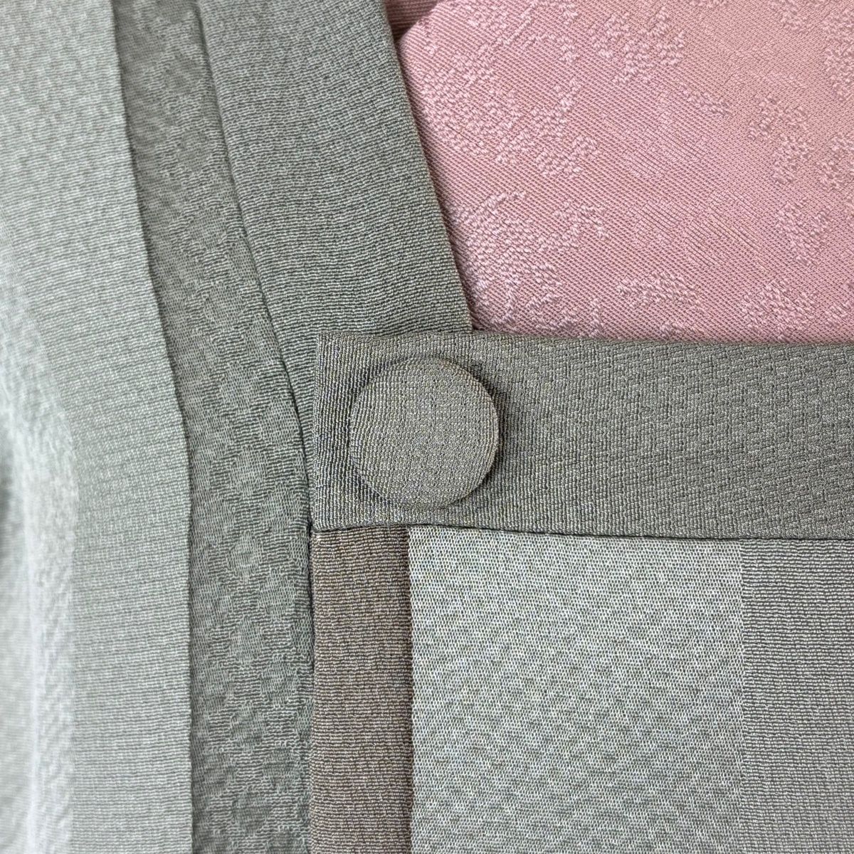  道行 身丈105.5 cm 裄丈69.5 L 和装コート 角衿 縦縞 幾何学模様 灰緑 正絹 羽織 着物 浴衣