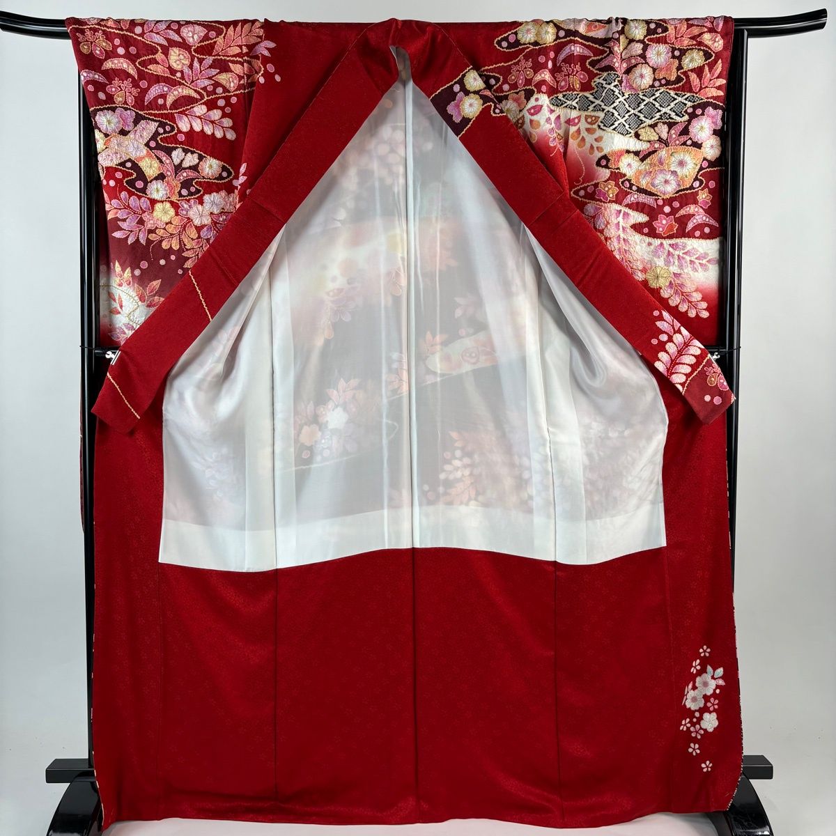  振袖 身丈172 cm 裄丈70 L 袷 翠山工房 落款 辻が花 霞 金通し 染め分け 赤 正絹 振袖 着物