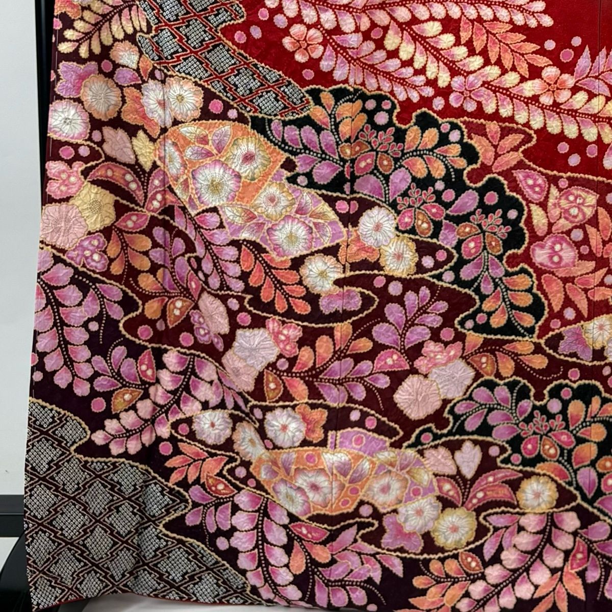 振袖 身丈172 cm 裄丈70 L 袷 翠山工房 落款 辻が花 霞 金通し 染め分け 赤 正絹