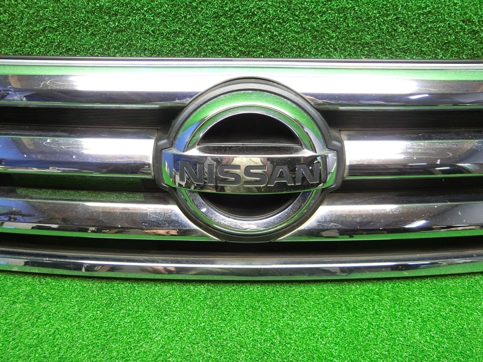 12750] 送料無料 日産 デイズルークス B21A フロントグリル 7450A893