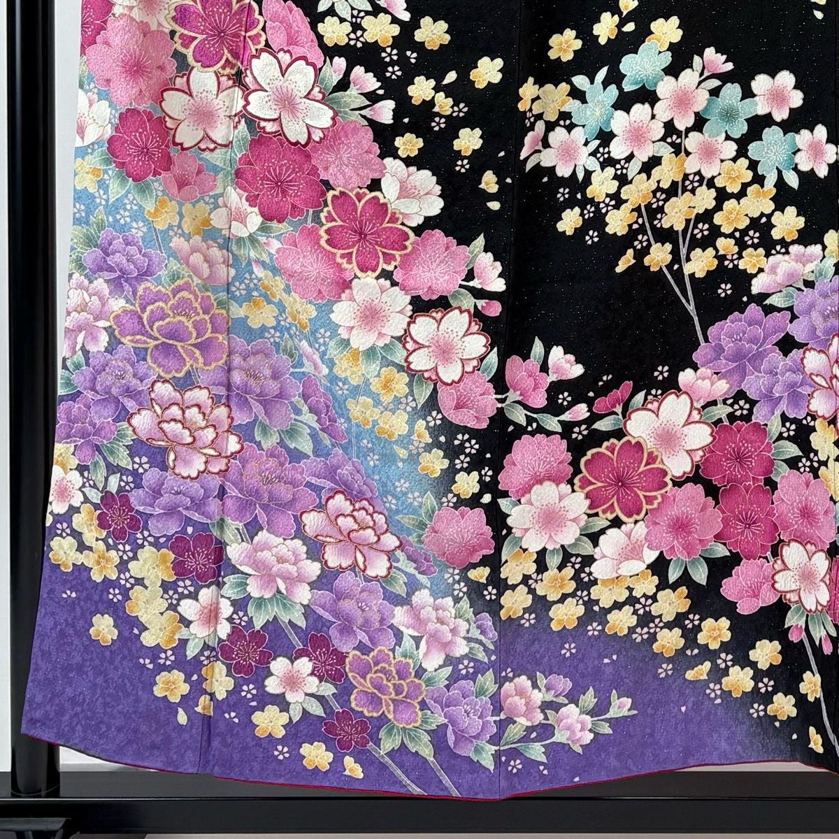 振袖 身丈153 cm 裄丈62 S 袷 桜 牡丹 刺繍 銀通し 黒 正絹