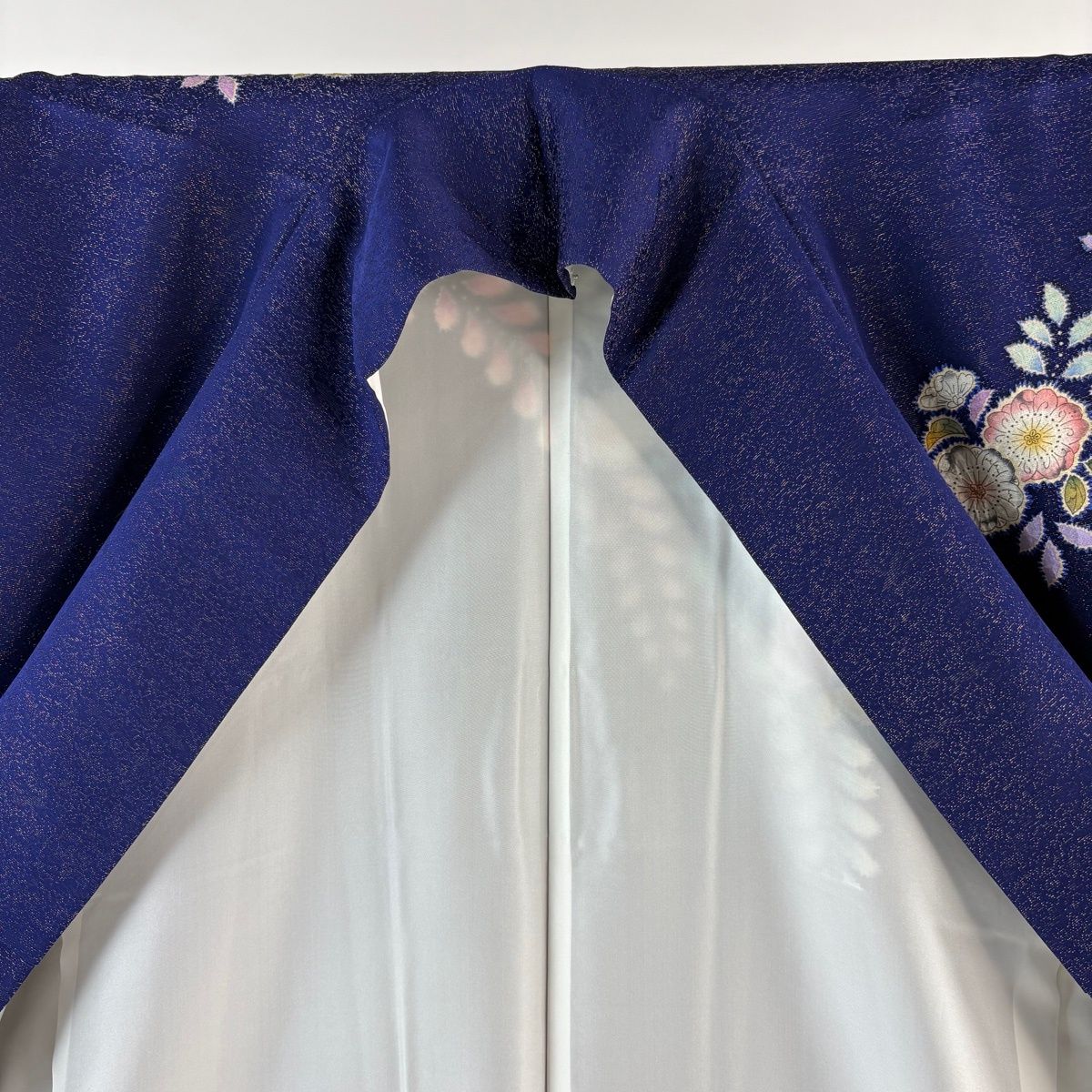  振袖 身丈163.5 cm 裄丈67.5 L 袷 徳永憲峯 落款 辻が花 金通し 金彩 紺色 正絹 振袖 着物