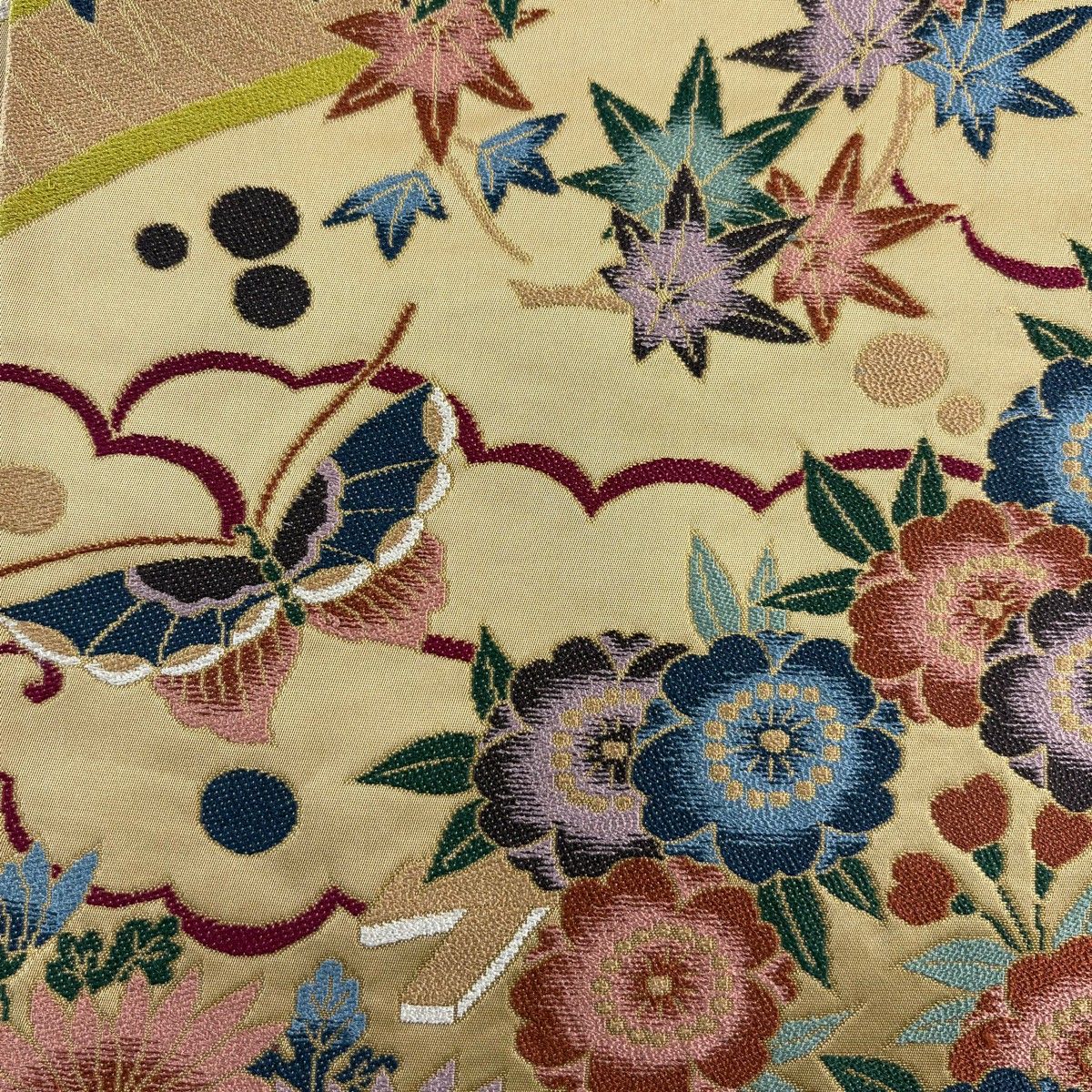 袋帯 白綾苑大庭 落款 花丸文 雲文 箔 黄土色 六通 正絹