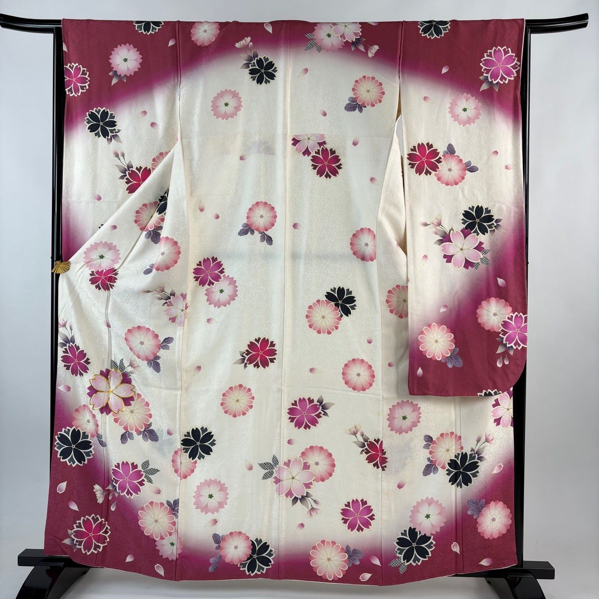 振袖 身丈161 cm 裄丈66 M 袷 桜 菊 金糸 金彩 クリーム 正絹