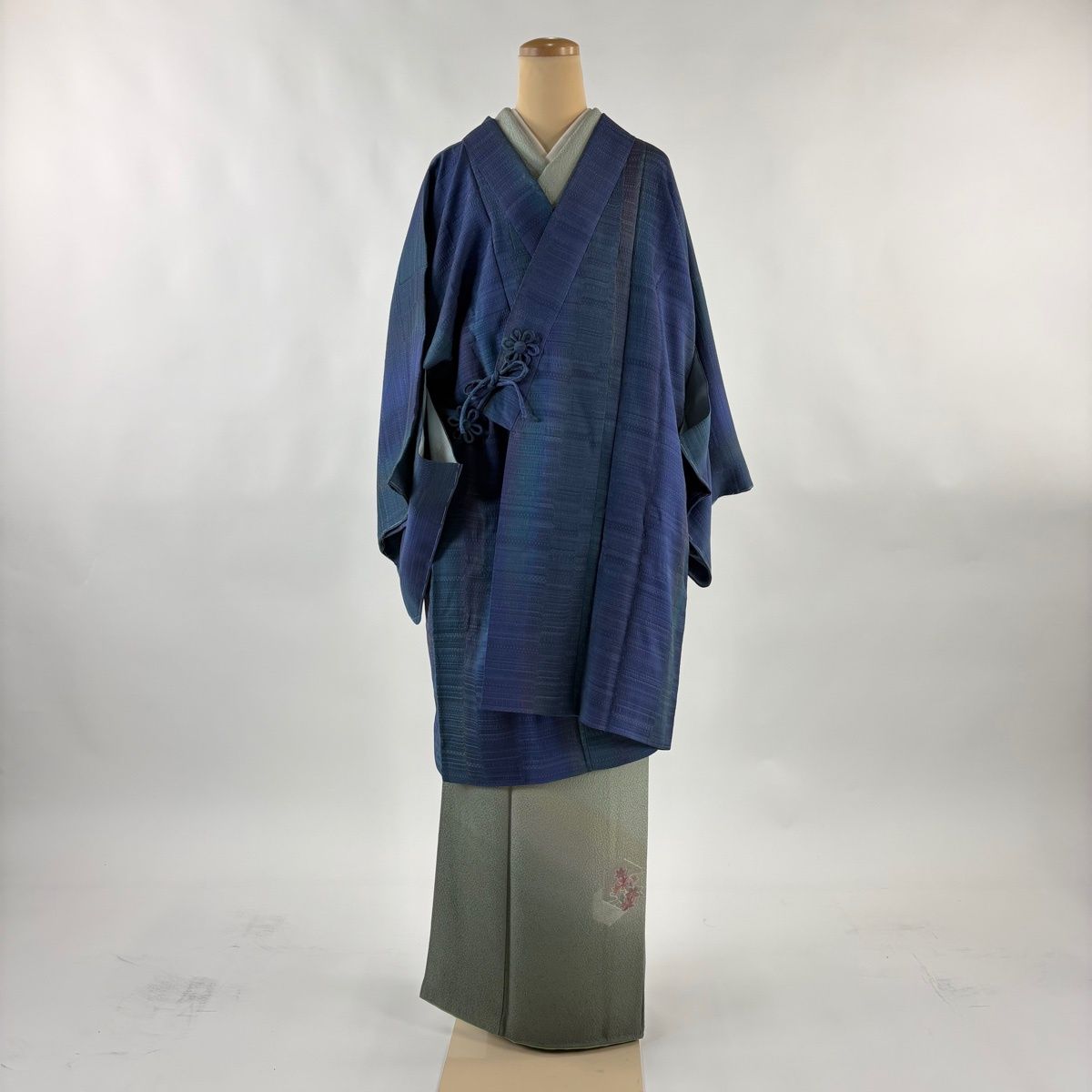 道中着 身丈101 cm 裄丈67 M 和装コート 着物衿 縞 縦ぼかし 青紫 正絹