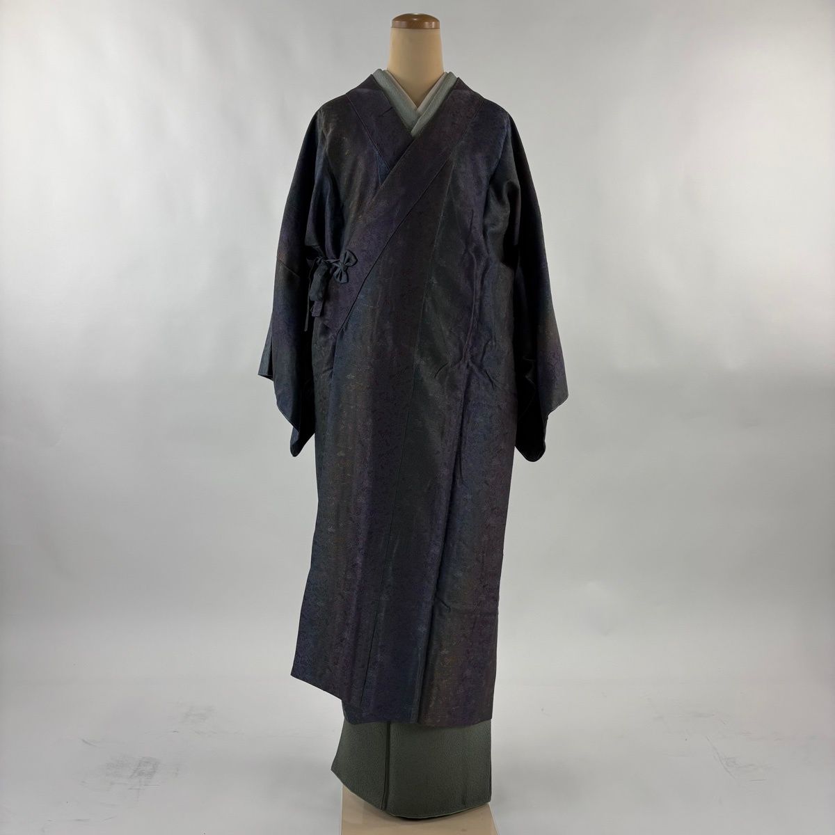 道中着 身丈127 cm 裄丈68 L 和装コート 着物衿 ひょうたん 縦ぼかし 灰色 正絹
