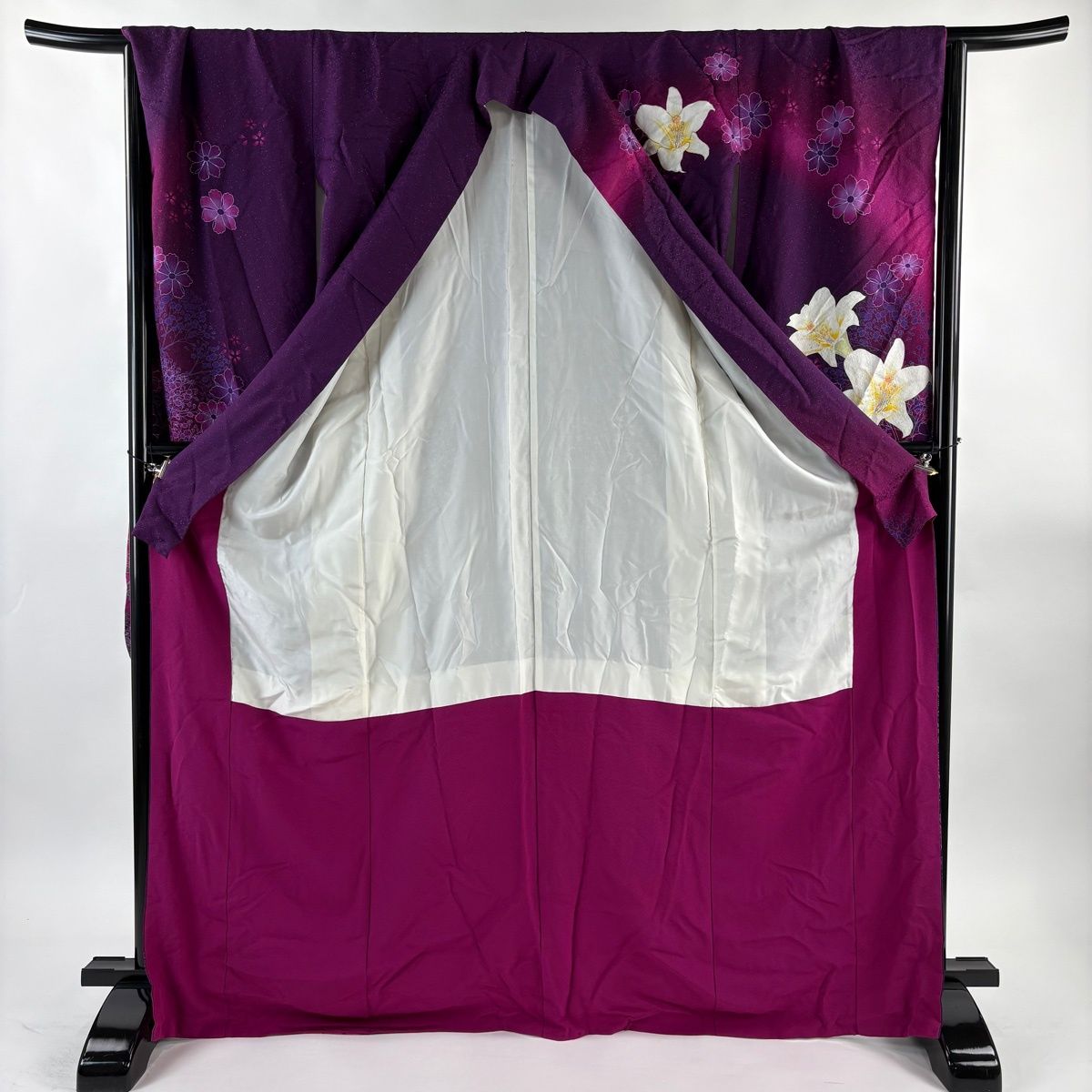  振袖 身丈171 cm 裄丈69 L 袷 百合 草花 銀通し ラインストーン 紫 正絹 振袖 着物