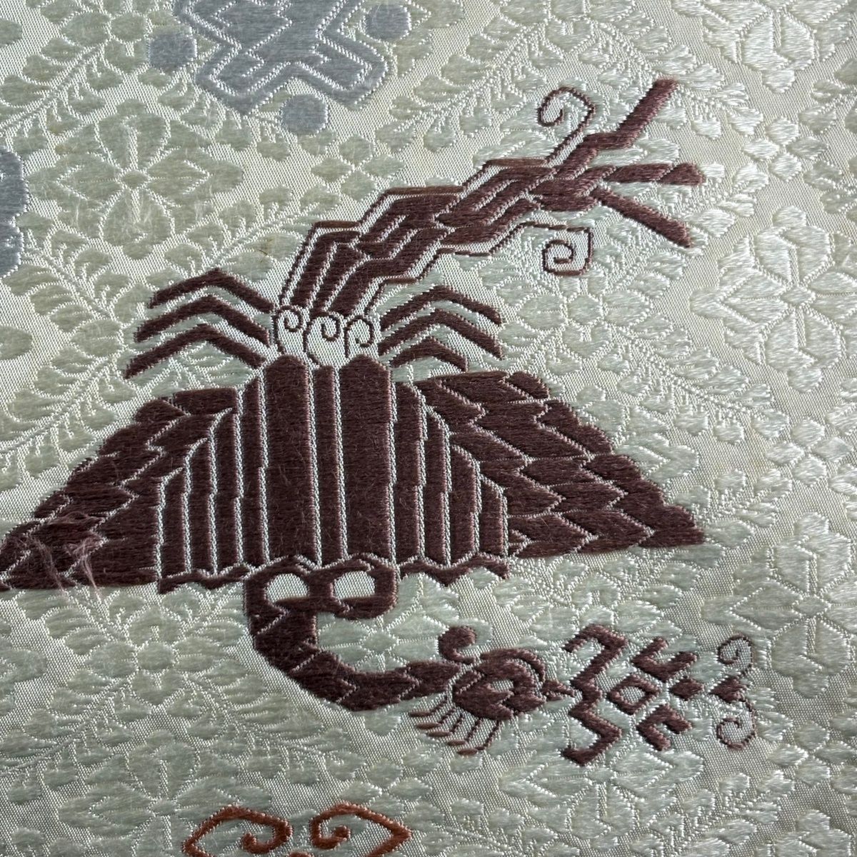 袋帯 関西仕立て 鳥 草花 唐織 クリーム 六通 正絹