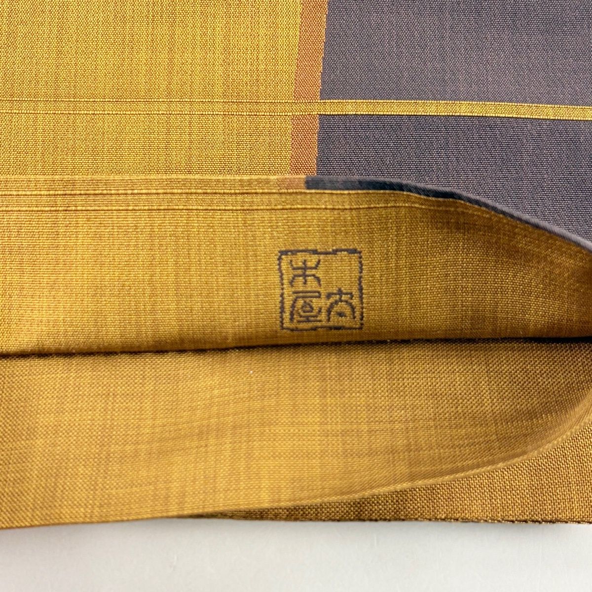 よろけ縞 山吹茶色