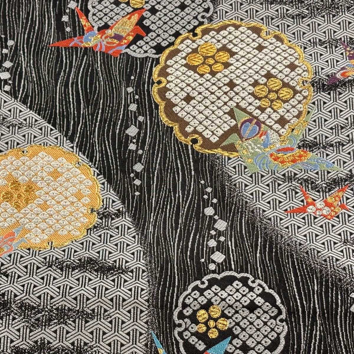 袋帯 秀品 雪輪 折り鶴 金銀糸 刺繍 墨色 六通 正絹