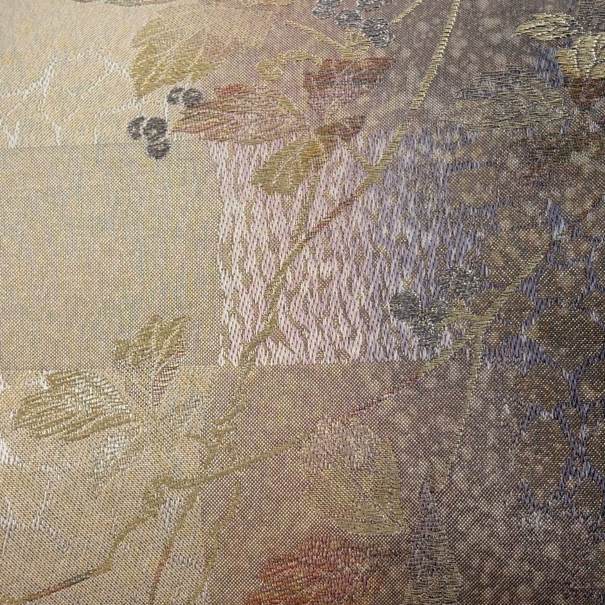 袋帯 秀品 葉と実 幾何学模様 金銀糸 灰茶 六通 正絹