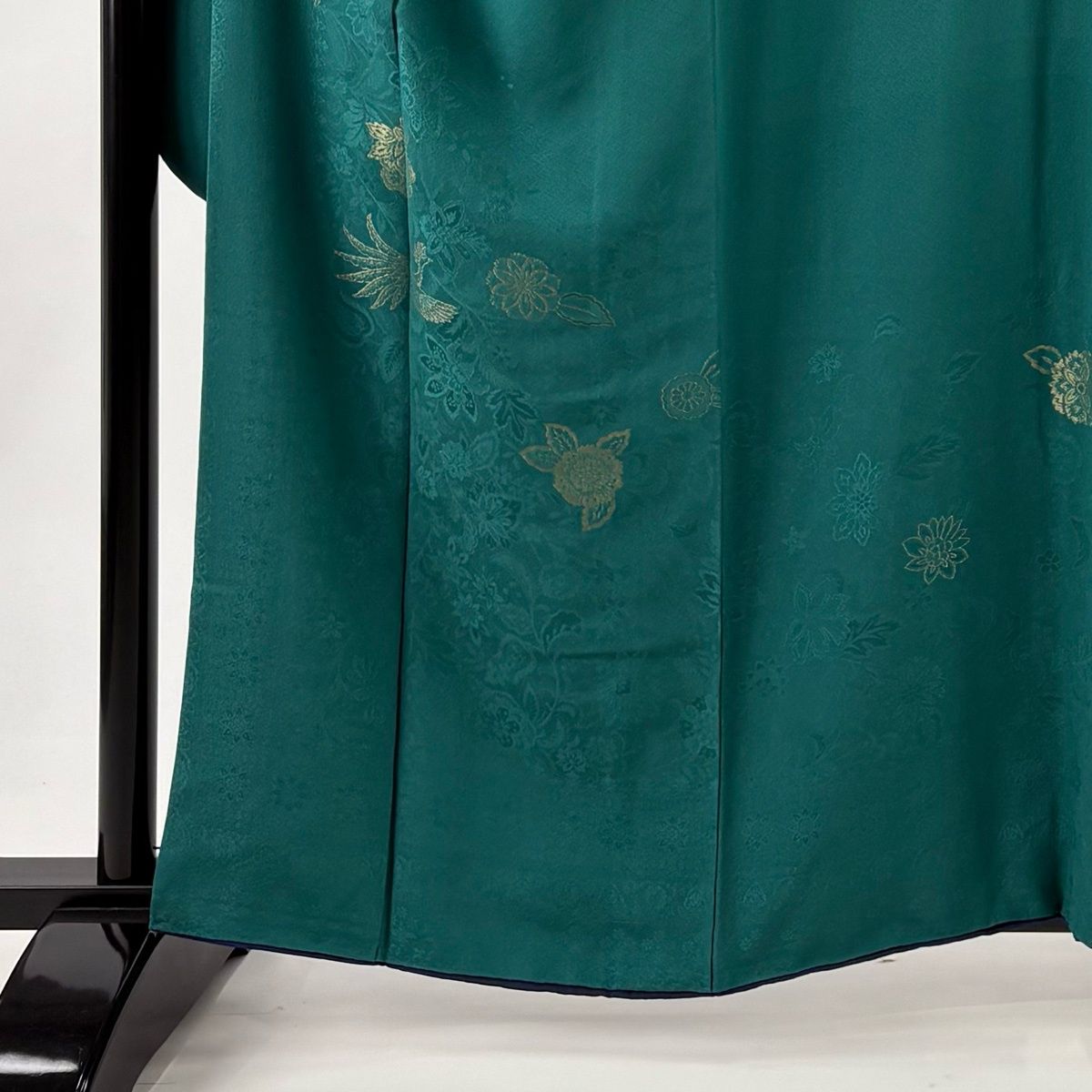振袖 身丈162 cm 裄丈69 L 袷 山本寛斎 落款 草花 鳥 金糸 緑 正絹 秀品