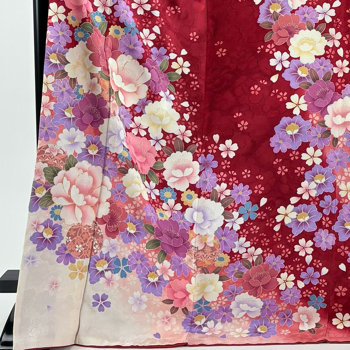 振袖 身丈172 cm 裄丈71.5 L 袷 草花 鞠 金糸 金彩 赤 正絹 秀品