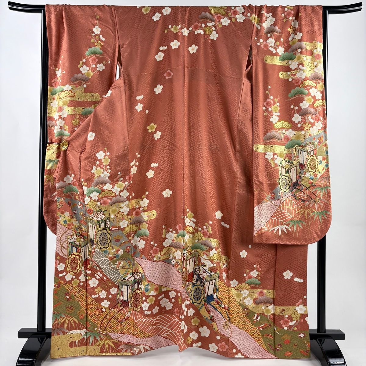 振袖 身丈167 cm 裄丈69 L 袷 御所車 宝尽くし 金糸 金彩 ピンクベージュ 正絹 秀品