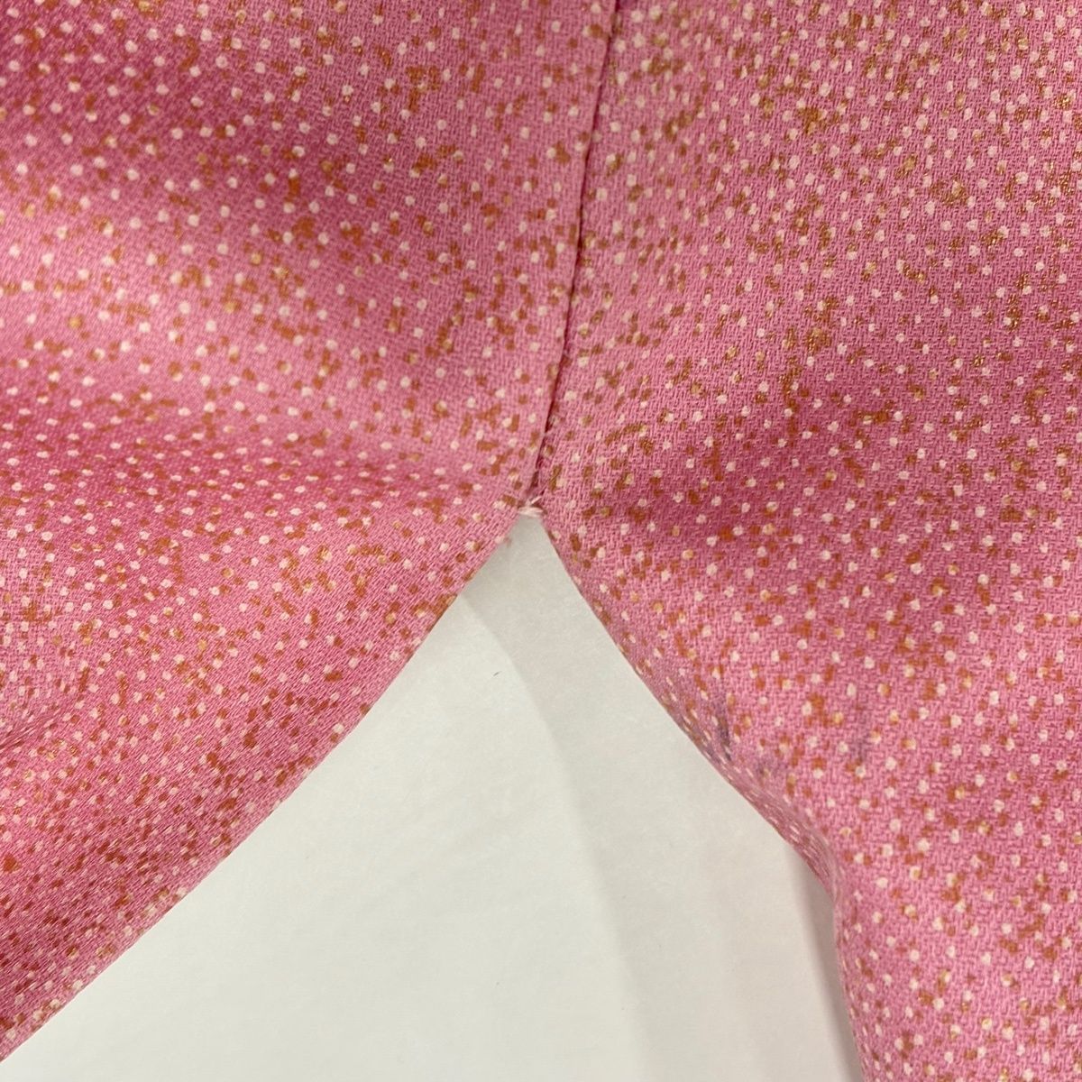  振袖 身丈170 cm 裄丈65.5 M 袷 蝶 桜 金彩 ラメ ピンク 正絹 秀品 振袖 着物