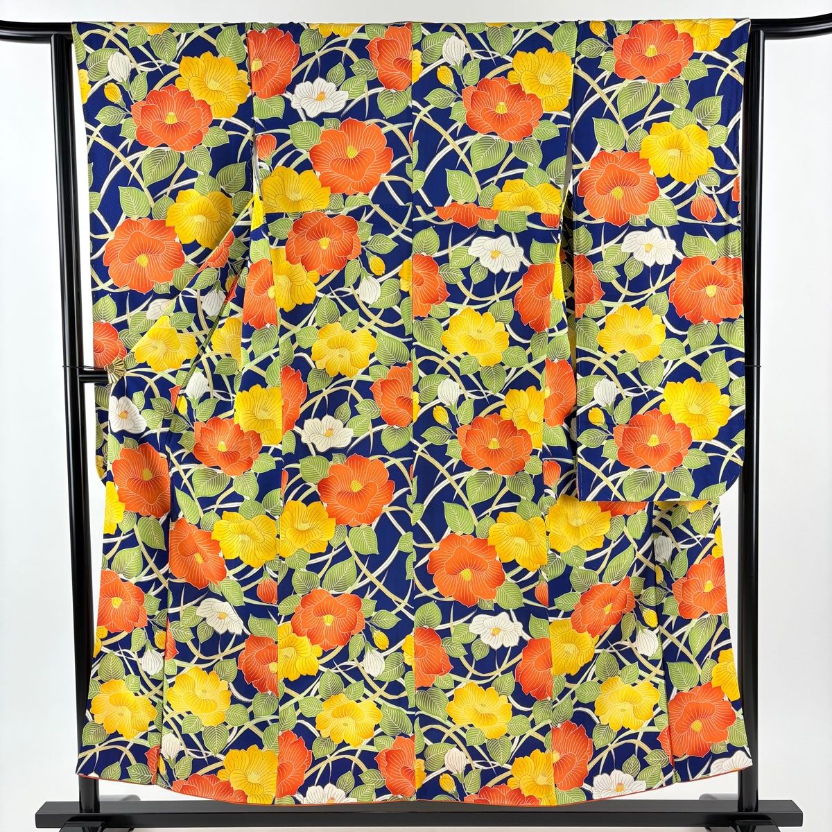 振袖 身丈153.5 cm 裄丈63.5 S 袷 椿 金彩 紺色 正絹 秀品