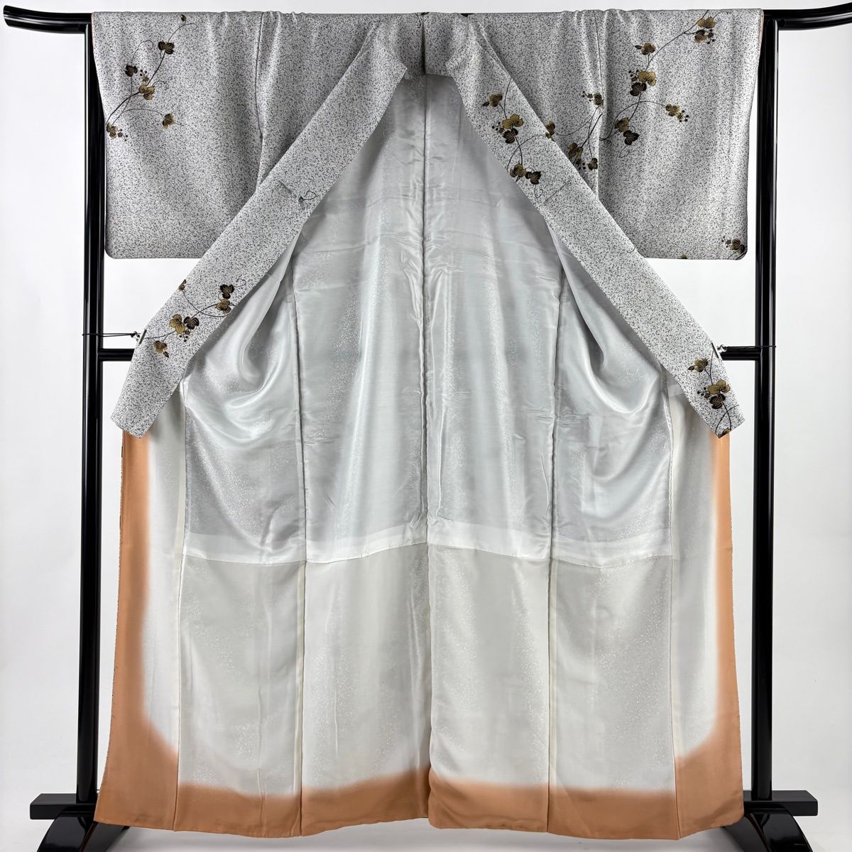 単衣　小紋　幾何学模様　裄66cm 正絹　スリム　半衿付き 美品】 小紋 身丈161cm 裄丈64cm M 袷 草花 幾何学 金彩 灰色 正絹 秀