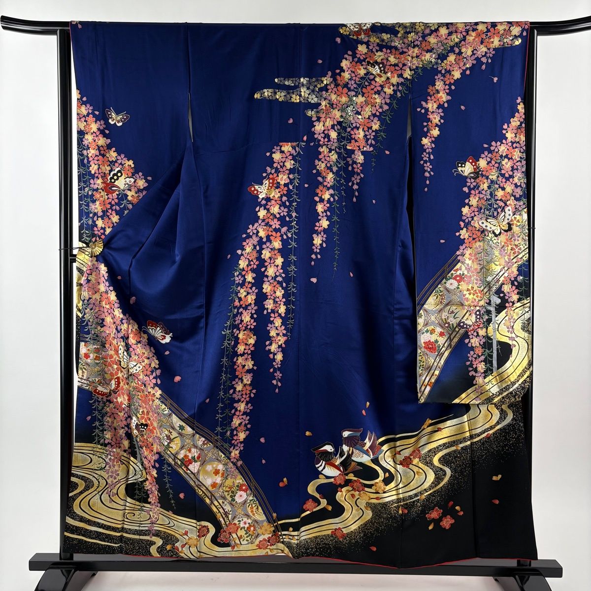 振袖 身丈156 cm 裄丈64 5 M 袷 蝶 桜 金糸 金銀彩 青紫 正絹 秀品