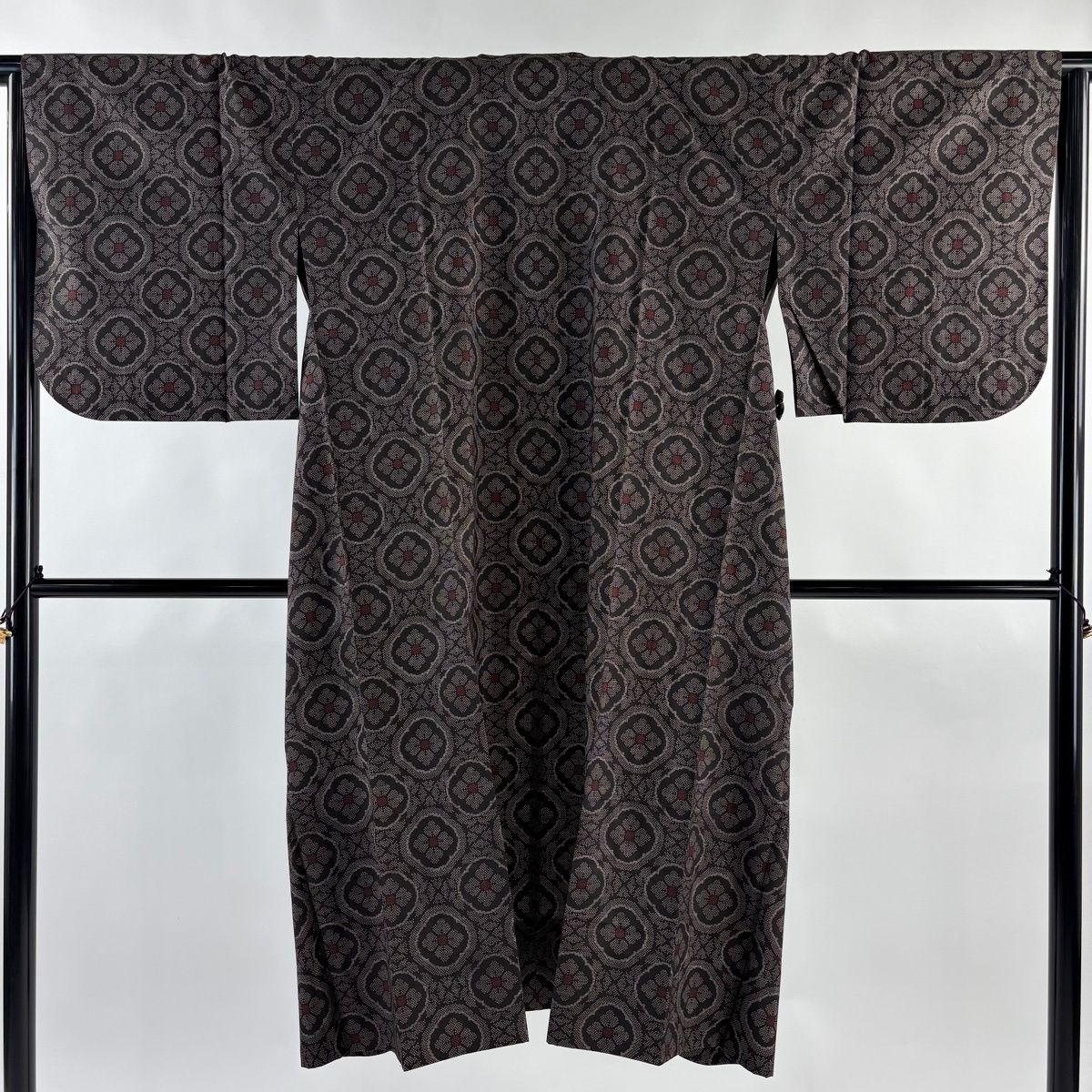 道中着 身丈122 cm 裄丈64 5 M 和装コート 華文 幾何学模様 紬地 焦茶色 正絹 秀品