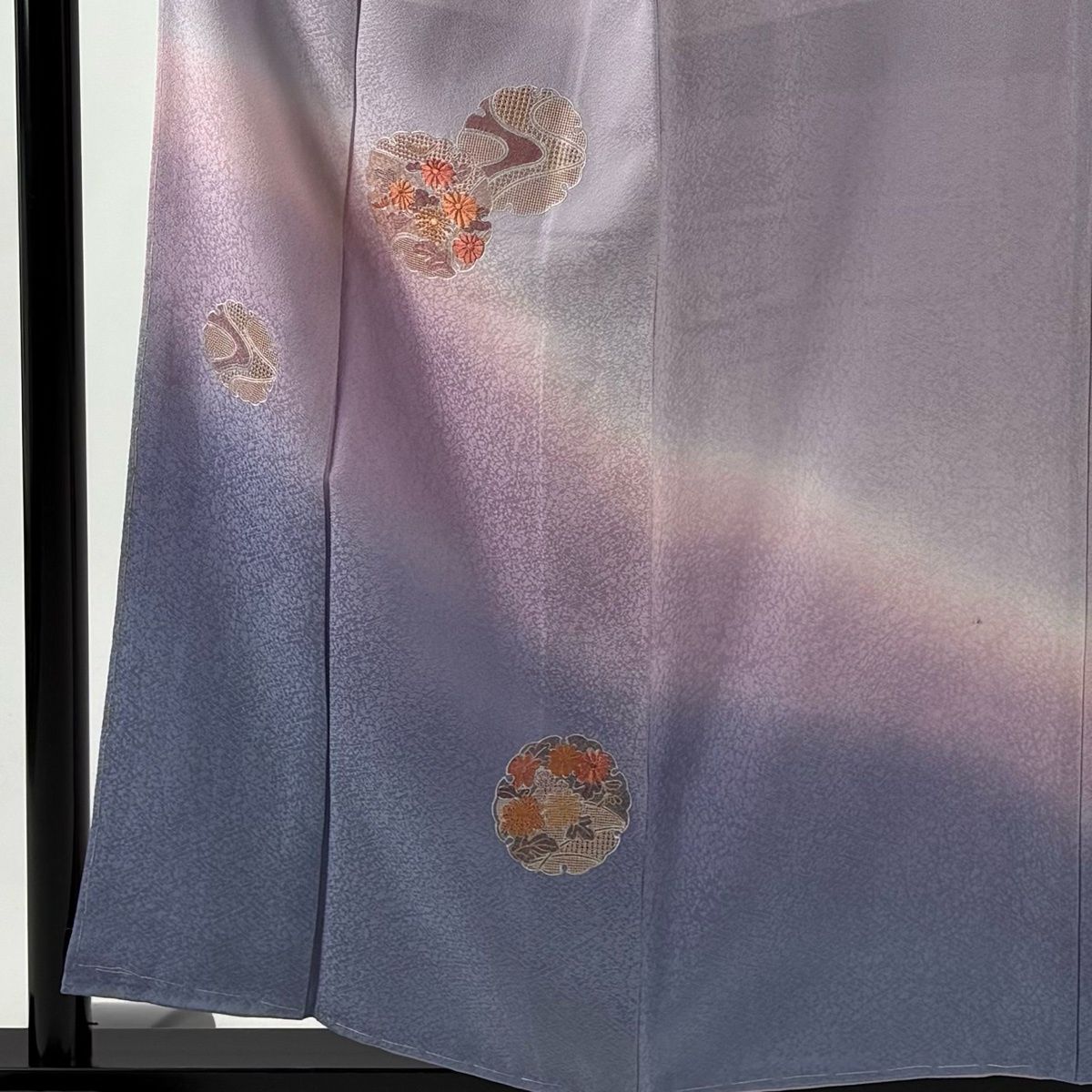 付下げ 身丈156.5 cm 裄丈61.5 S 袷 雪輪 菊 刺繍 金糸 薄紫 正絹 秀品