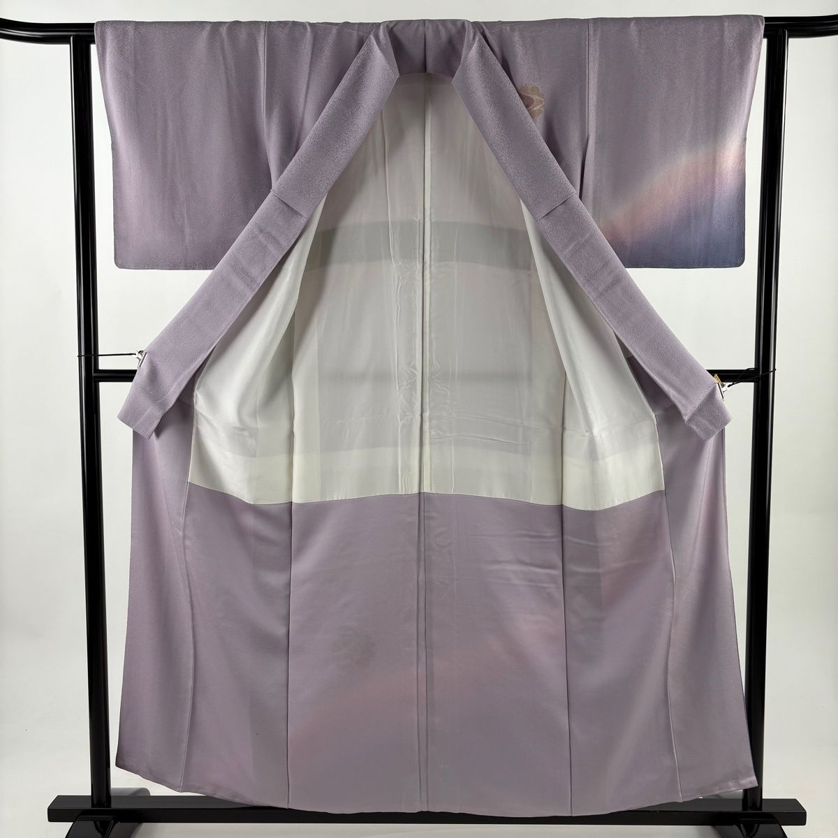  付下げ 身丈156.5 cm 裄丈61.5 S 袷 雪輪 菊 刺繍 金糸 薄紫 正絹 秀品 訪問着 付け下げ 着物