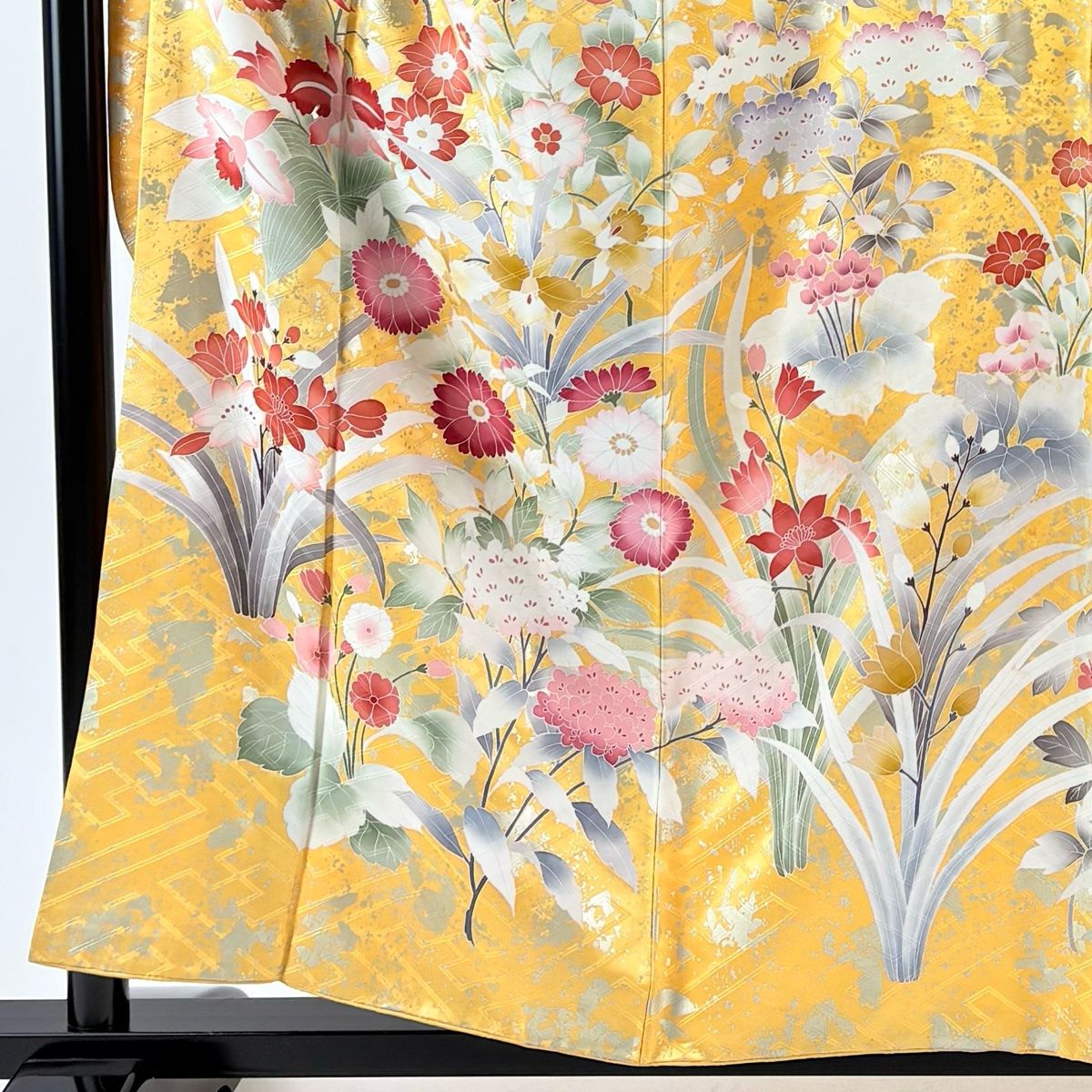 振袖 身丈157 cm 裄丈65 M 袷 草花 金彩 山吹色 正絹 秀品