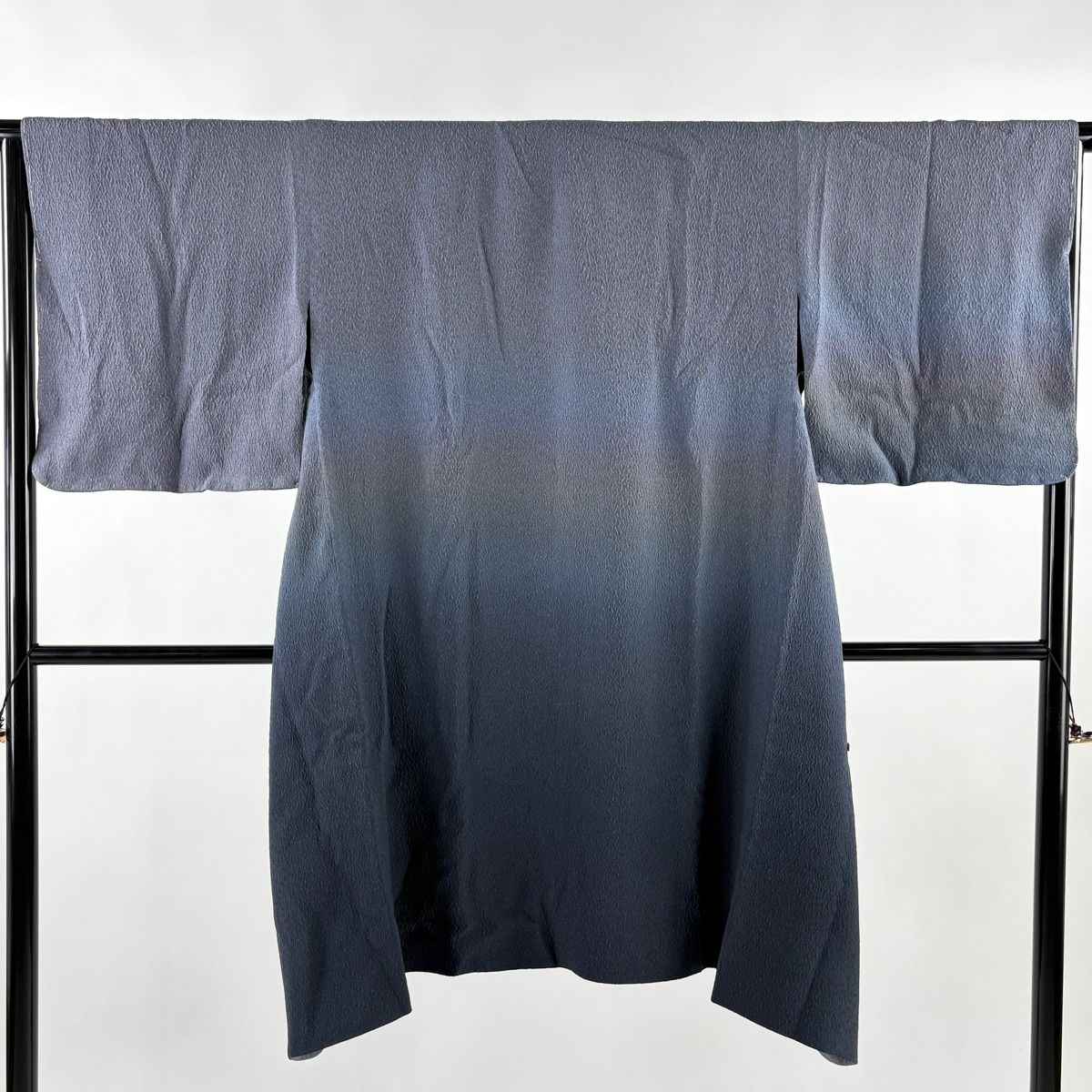 道中着 身丈112 cm 裄丈64 M 和装コート被布衿 地紋 ぼかし 青灰色 正絹 秀品