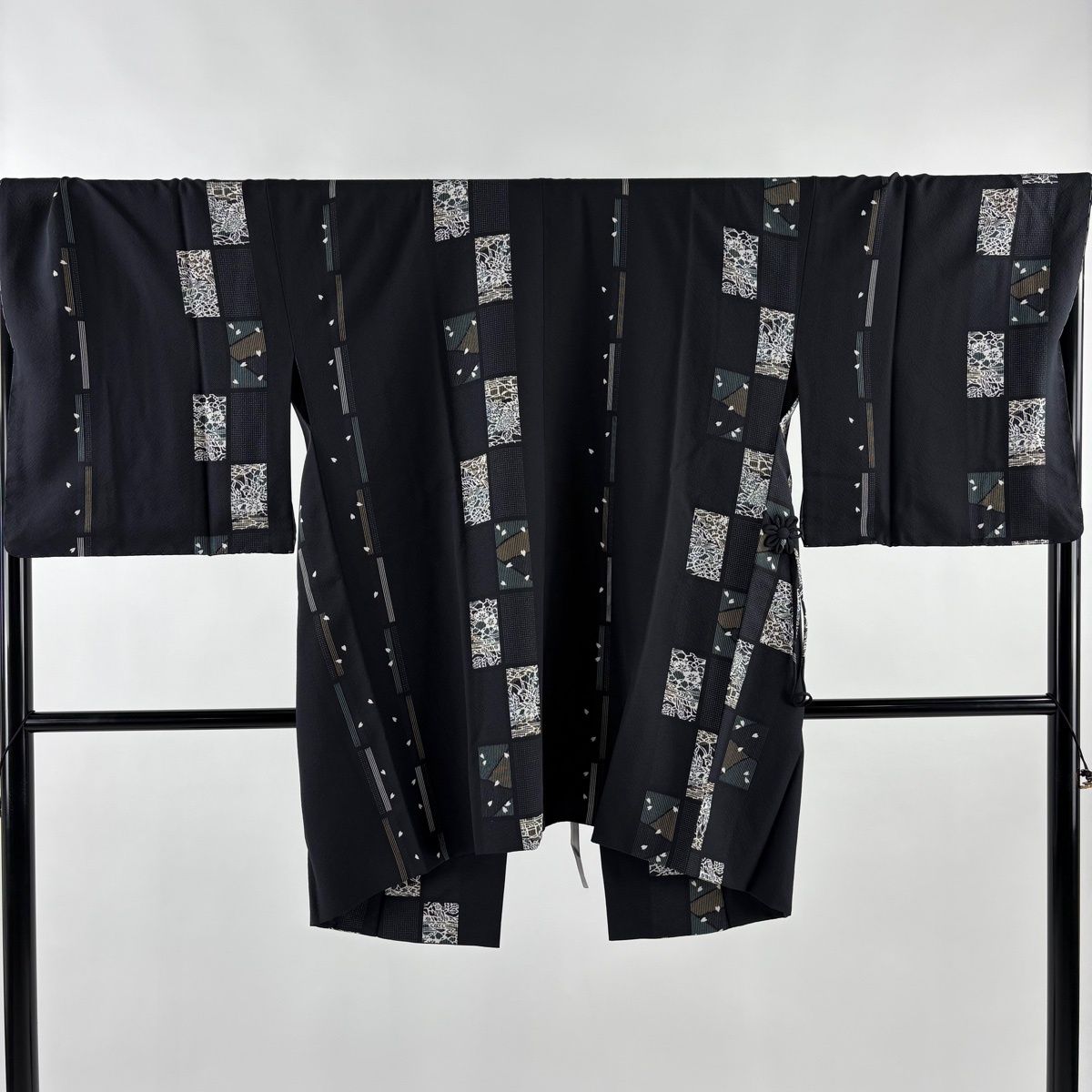 道中着 身丈87 cm 裄丈69 L 和装コート 桜の花びら 草花 青黒 正絹 秀品