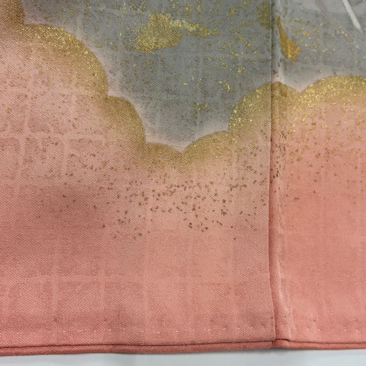  訪問着 身丈162 cm 裄丈67 M 袷 菊 雲文 金彩 ぼかし サーモンピンク 正絹 秀品 訪問着 付け下げ 着物