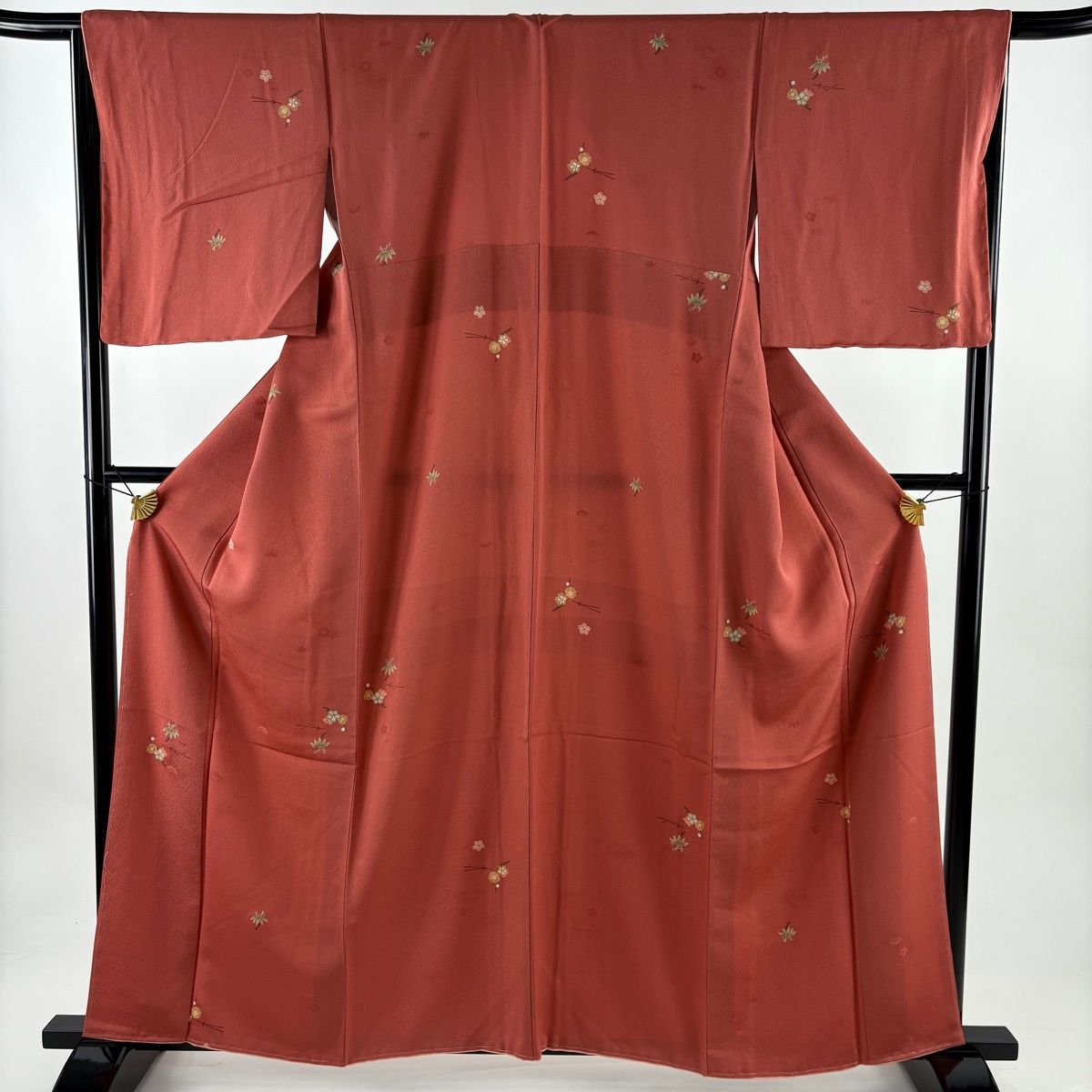 小紋 身丈159 5 cm 裄丈66 M 袷 松竹梅 金彩 サーモンピンク 正絹 秀品