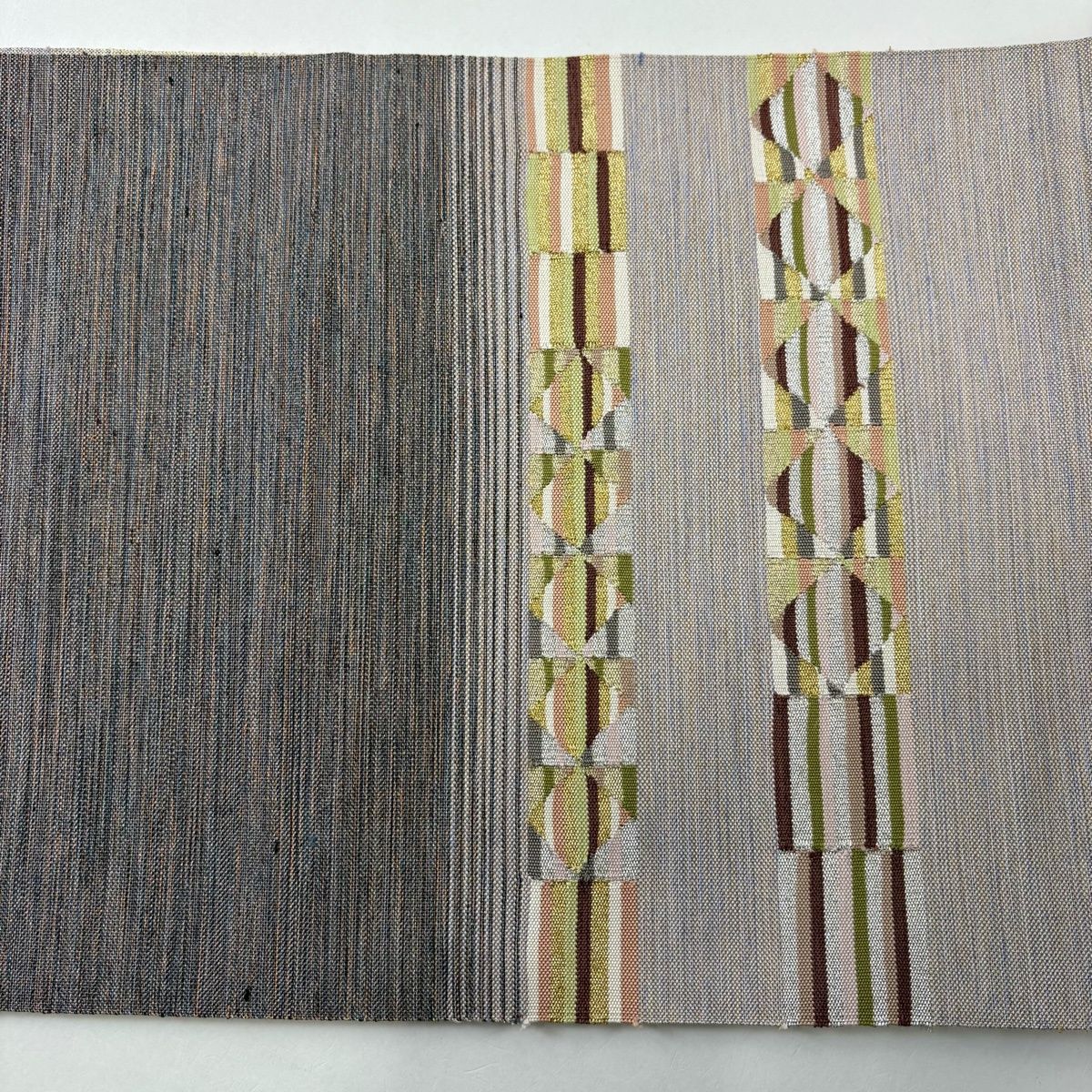 名古屋帯 美品 名品 八寸名古屋帯 松葉仕立て 市松 縞 正絹 美品】 名古屋帯 秀品 八寸名古屋帯 松葉仕立て 縞 幾何学模様 金銀糸