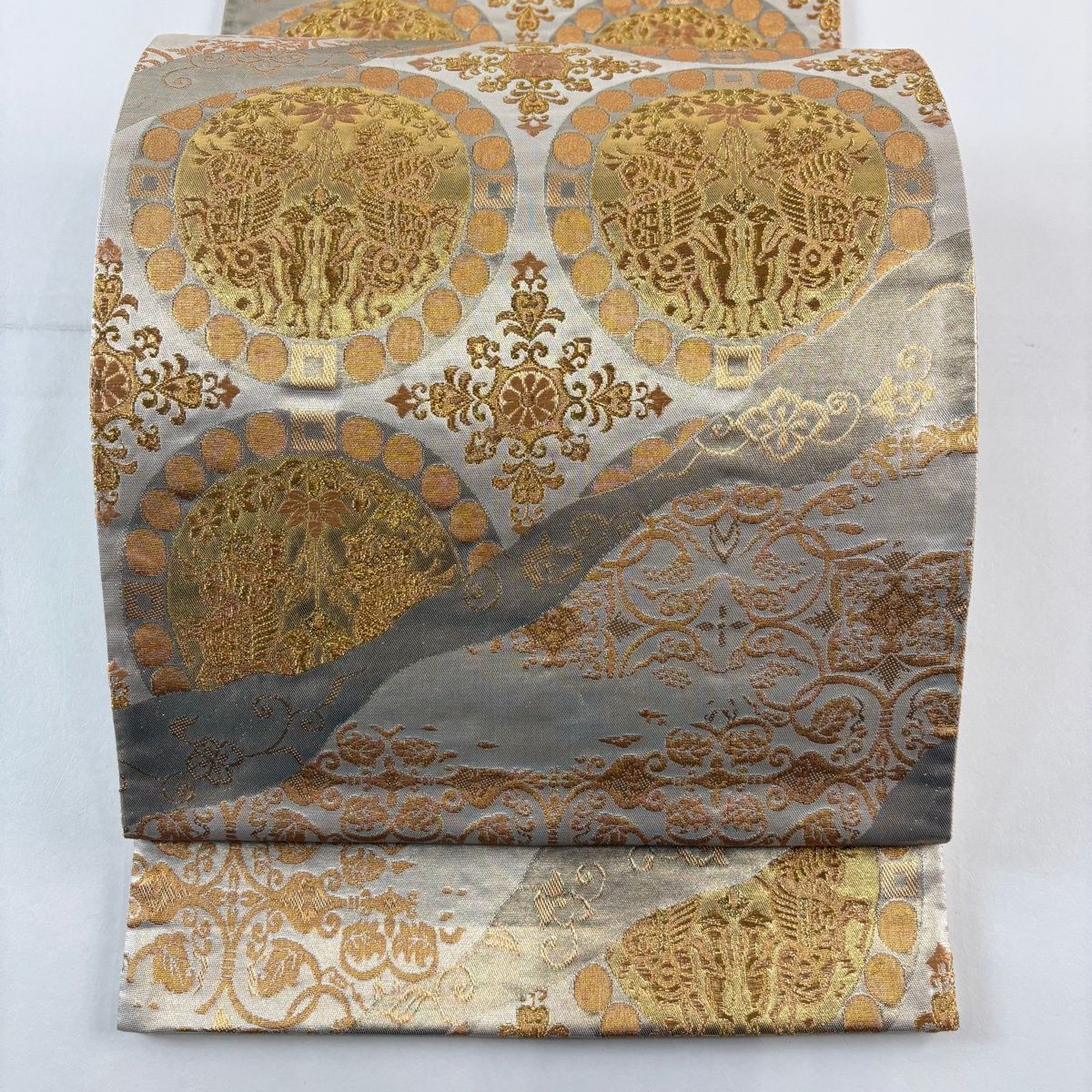 袋帯 秀品 連珠狩猟文 華文 銀色 六通 正絹