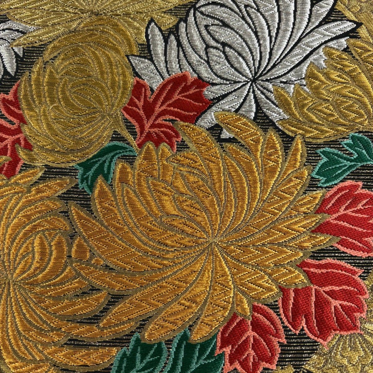 袋帯 秀品 雲上花の宴 菊 花菱 金銀糸 唐織 金色 六通 正絹