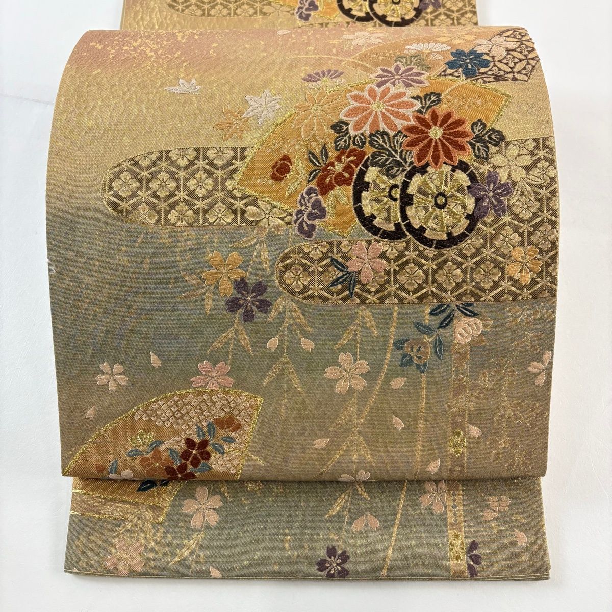袋帯 秀品 関西仕立て 花車 桜 金糸 箔 黄土色 六通 正絹