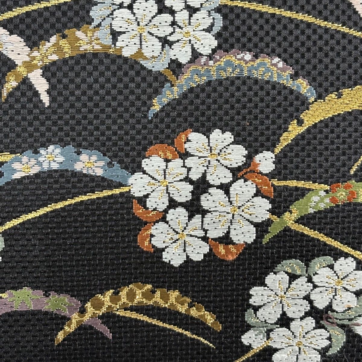 名古屋帯 秀品 桜 雪輪 金糸 唐織 黒 正絹 【中古】 - メルカリ