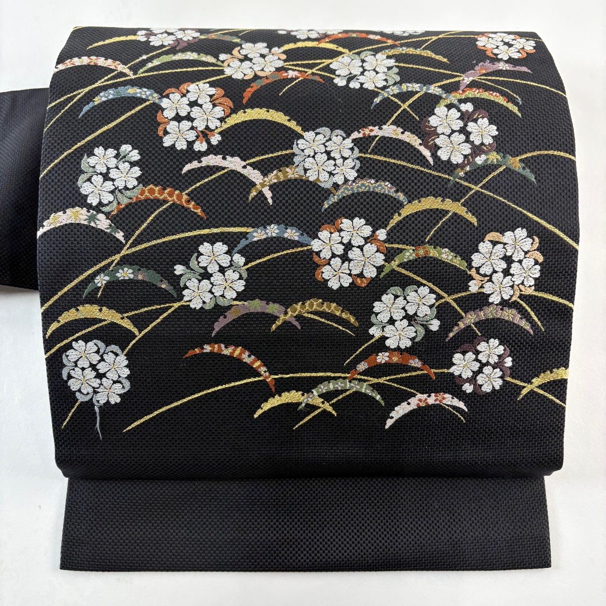 名古屋帯 秀品 桜 雪輪 金糸 唐織 黒 正絹 【中古】 - メルカリ