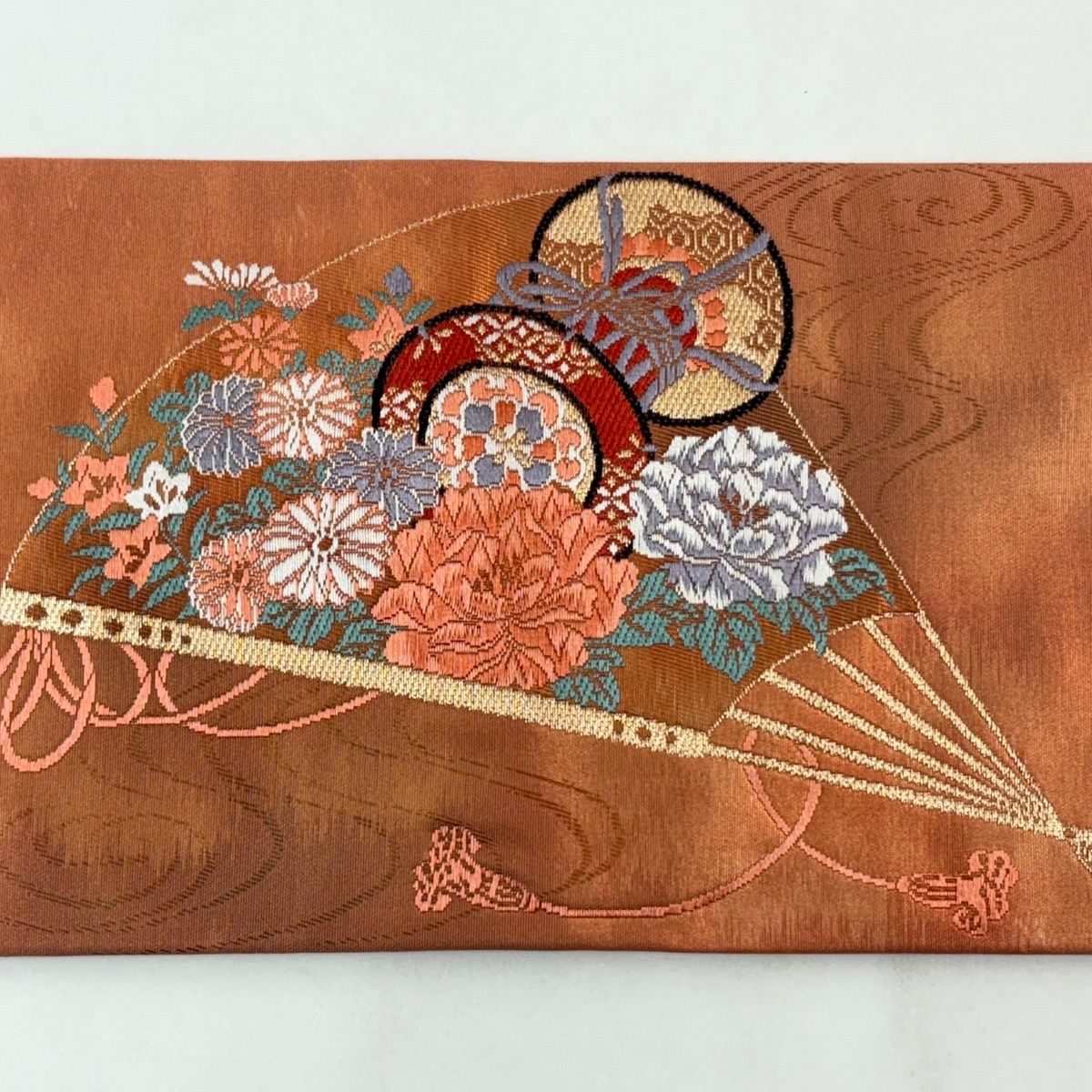 超豪華日本刺繍☆塩瀬の名古屋帯 サーモンピンク薄オレンジ系 名古屋帯 優品 関西仕立て 扇 鼓 金銀糸 箔 サーモンピンク 正絹