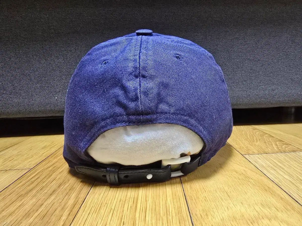 Valentino ヴァレンティノ VLTN ベースボールキャップ ブルー