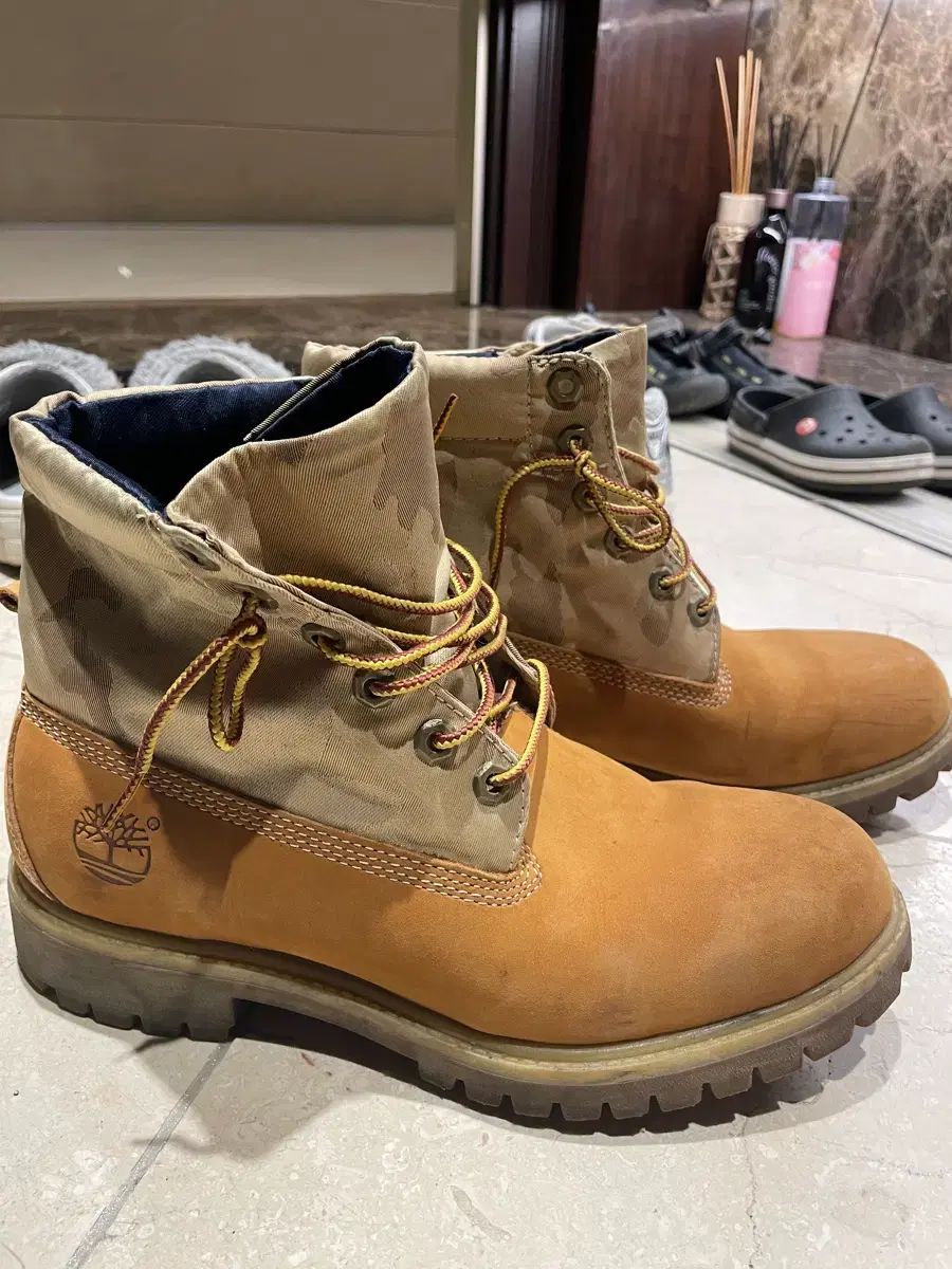 Timberland カモフラージュ サイズ 26.5