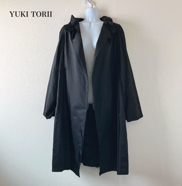YUKI TORII ユキトリイ ロングコート 黒 立体襟 変形カラー 軽やか羽織