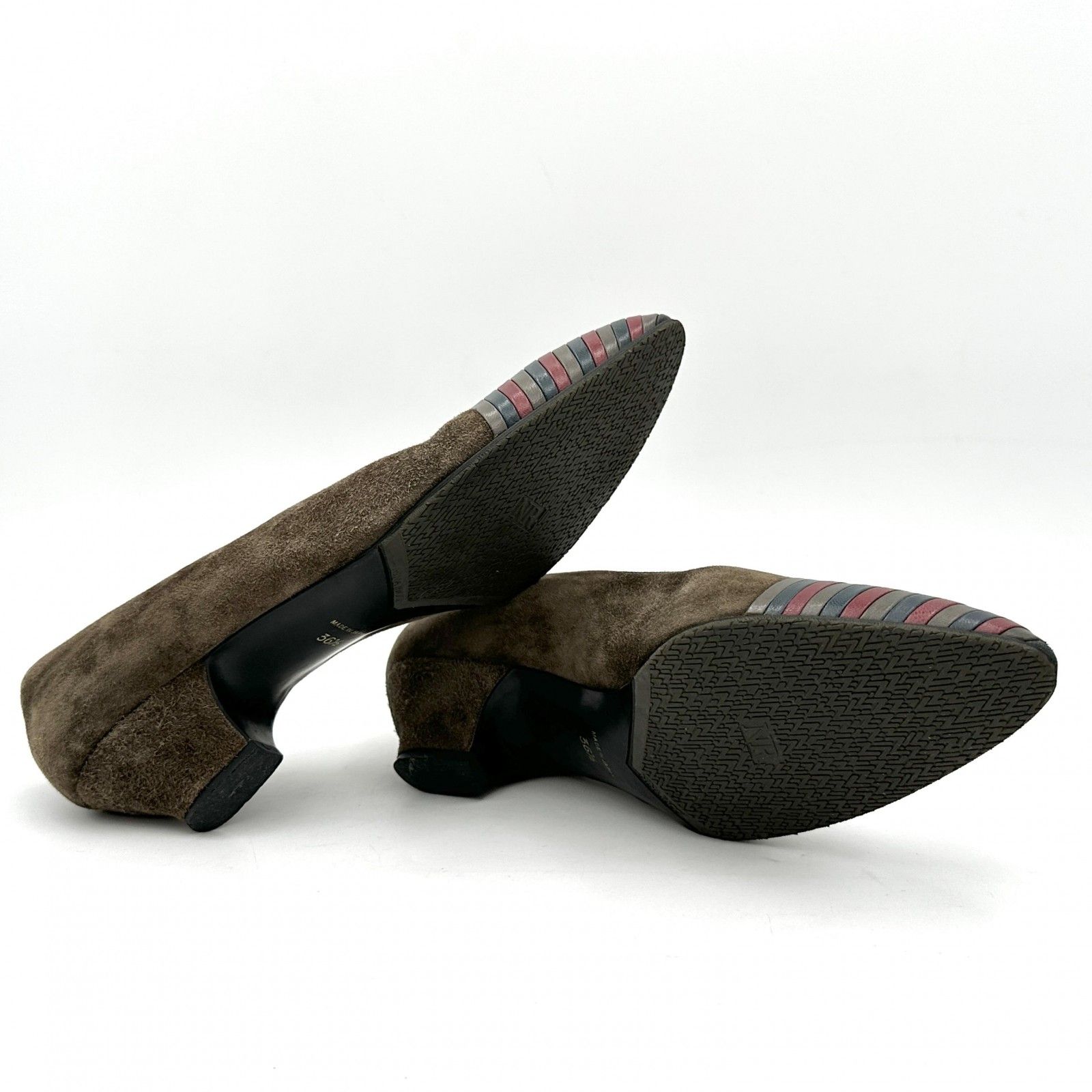 新品　NINA RICCI ニナリッチ スエードパンプス　茶　ブラウン　37 NINA RICCI パンプス スエード カップトゥ ブラウン 351T - メルカリ