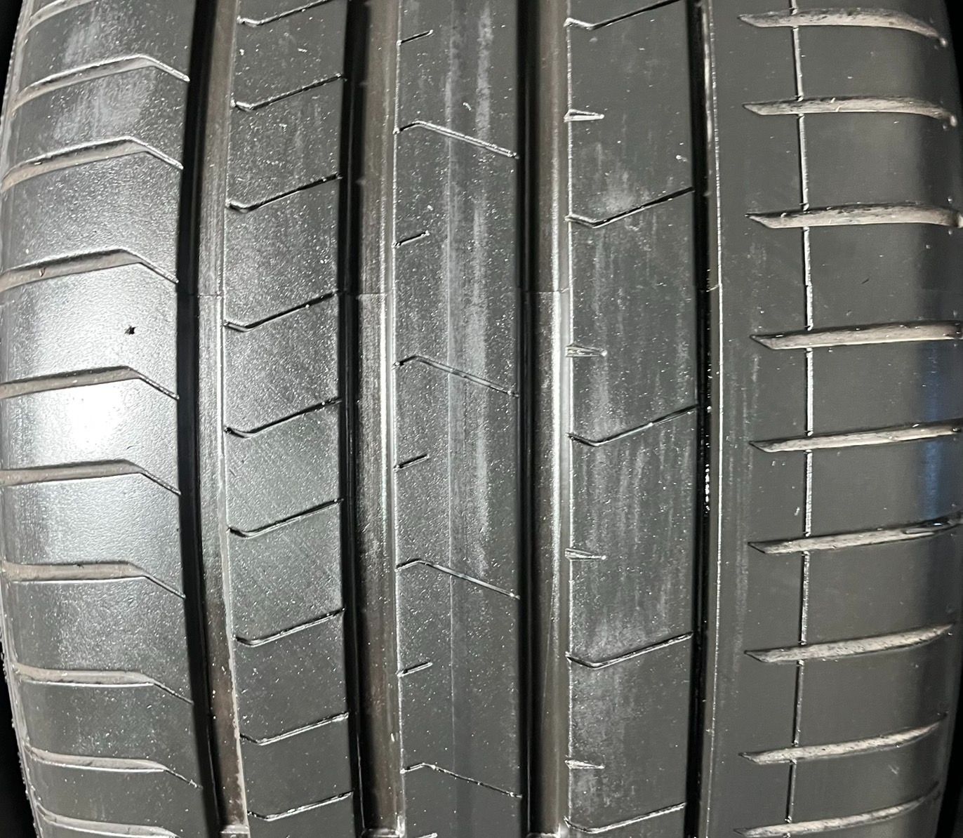 PIRELLI ピーゼロ