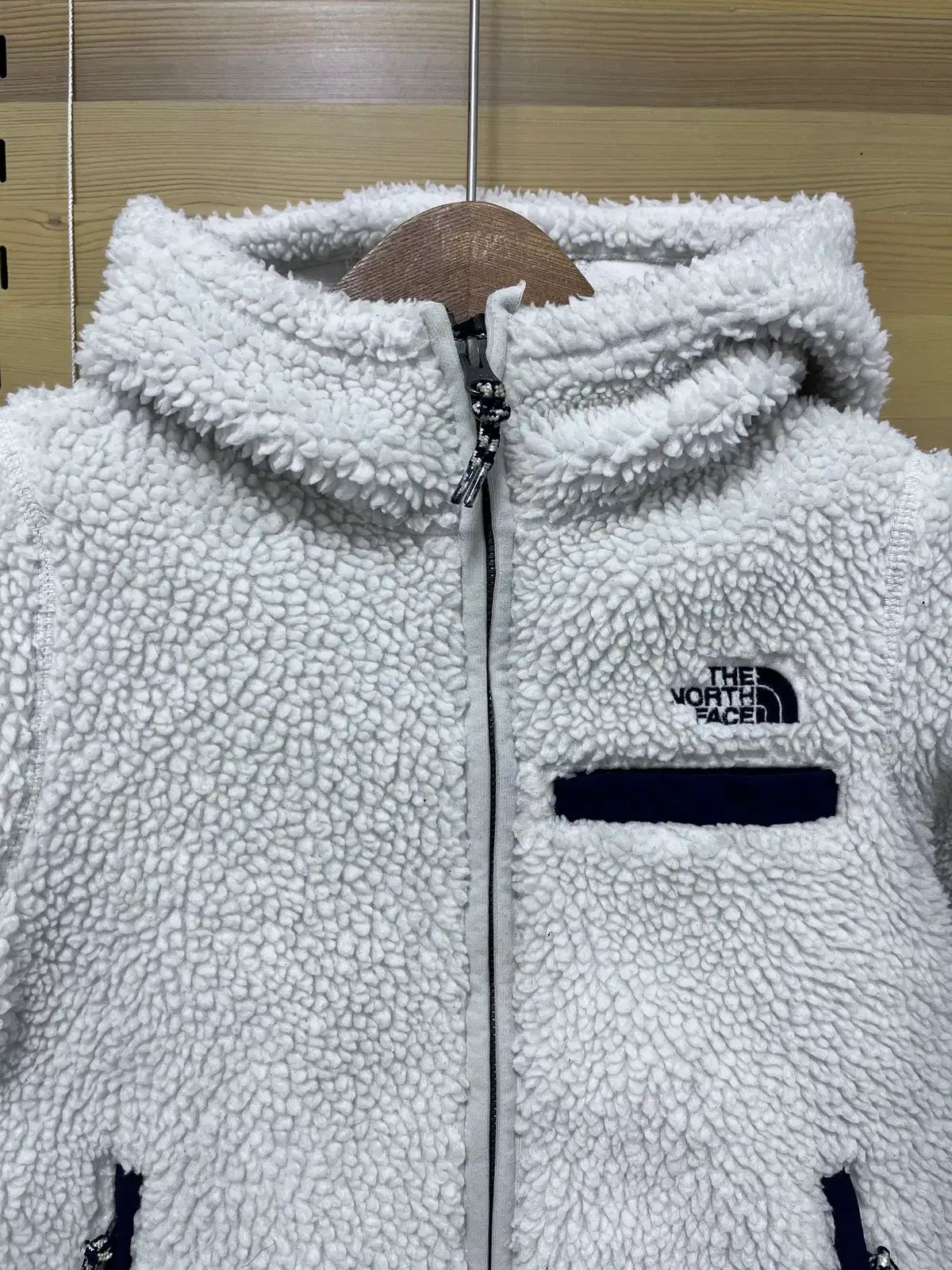 お買い得，セール THE NORTH FACE ザノースフェイス キッズ ボア フリース アウター 120サイズ その他