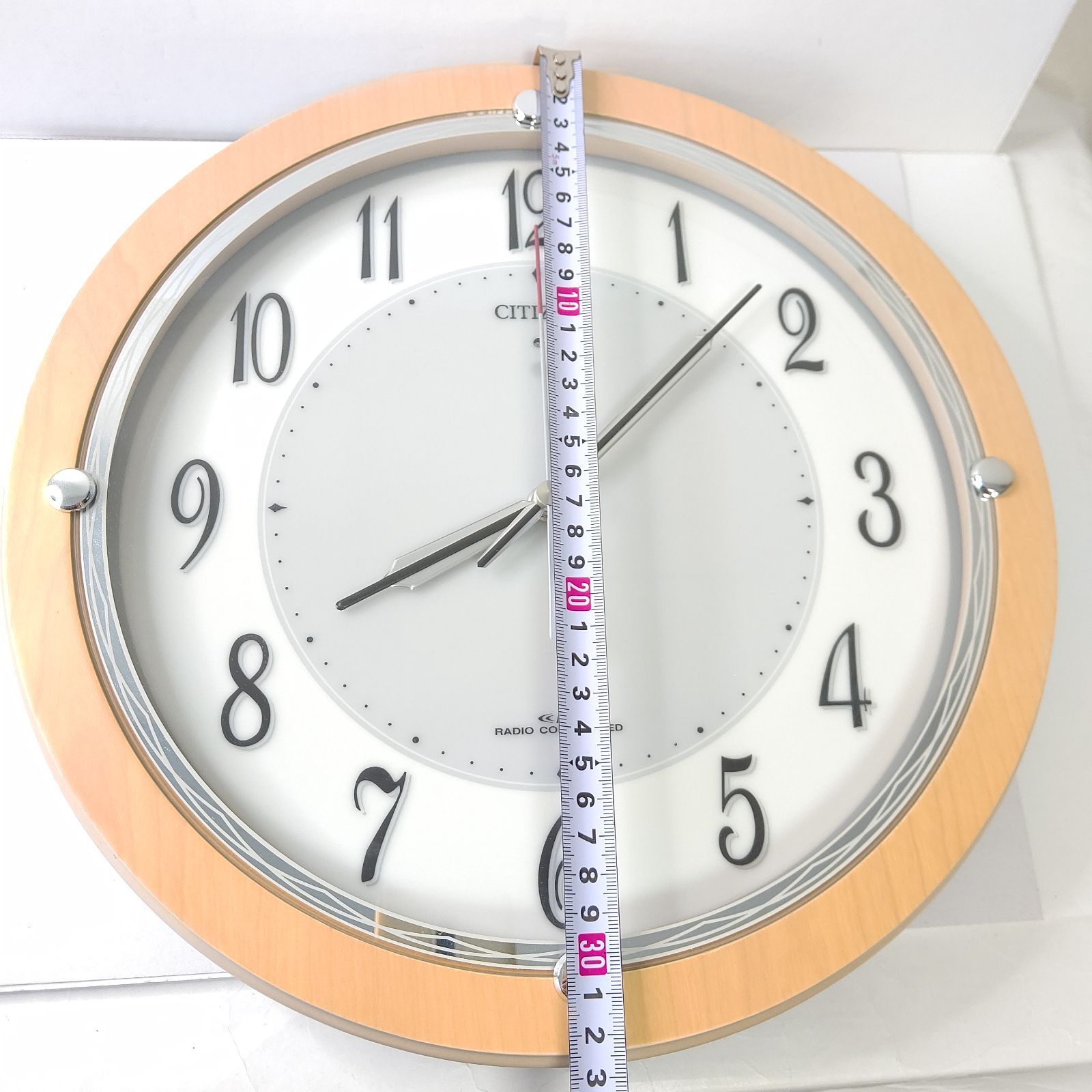 美品 シチズン リズム 電波 ソーラー 掛け時計 サイレント秒針