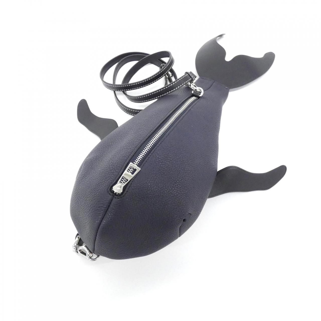 ホエール バッグ