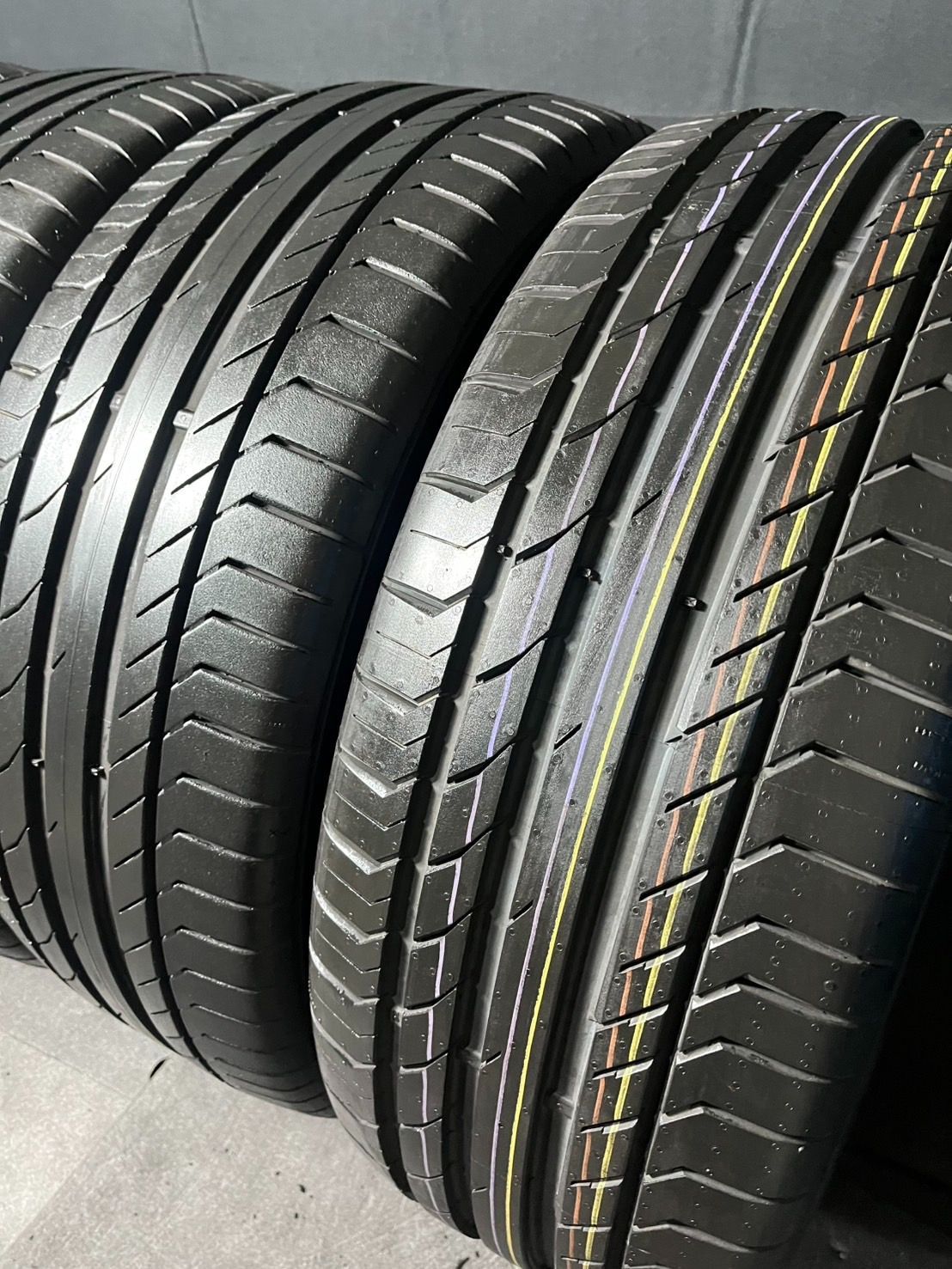  2025 製 約8 3～9 9分山 コンチネンタル Continental コンチスポーツコンタクト ContiSportContact 5 SUV 235 55 R 18 4本 h_914 18インチ サマータイヤ ノーマルタイヤ